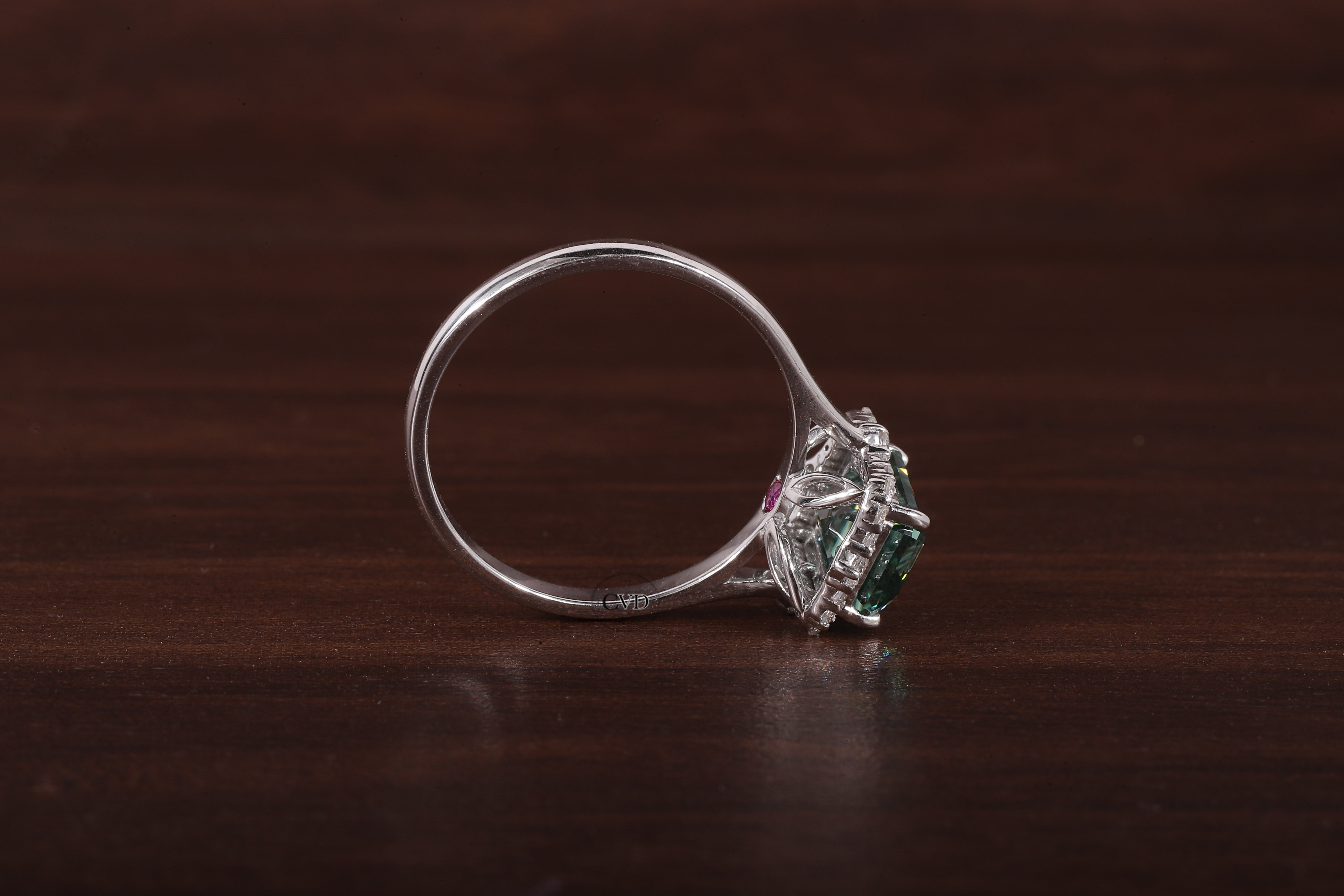 Solid 14K Gold Green Emerald Ring 2.5CT Moissanite Emerald| CVD Jewels