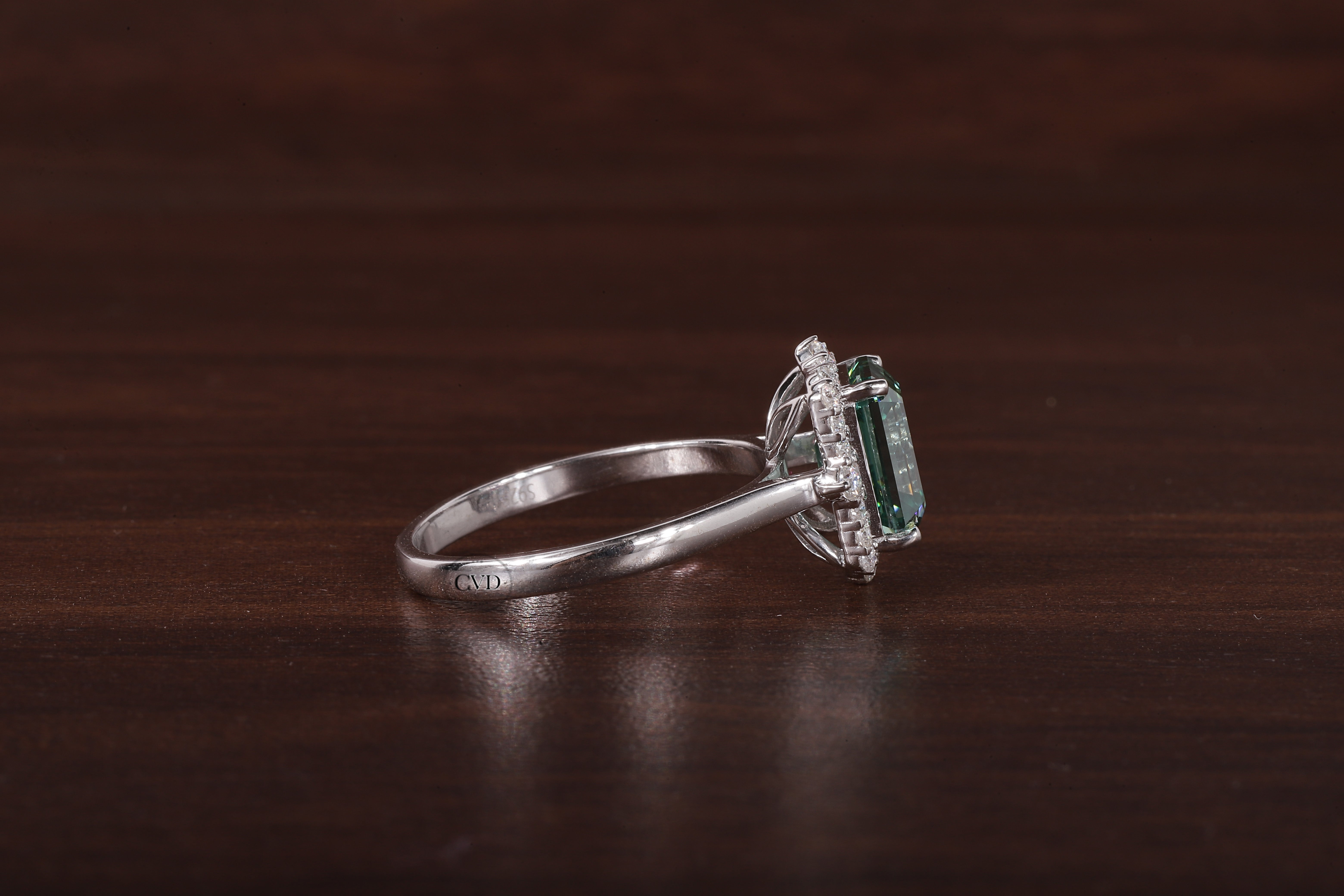 Solid 14K Gold Green Emerald Ring 2.5CT Moissanite Emerald| CVD Jewels