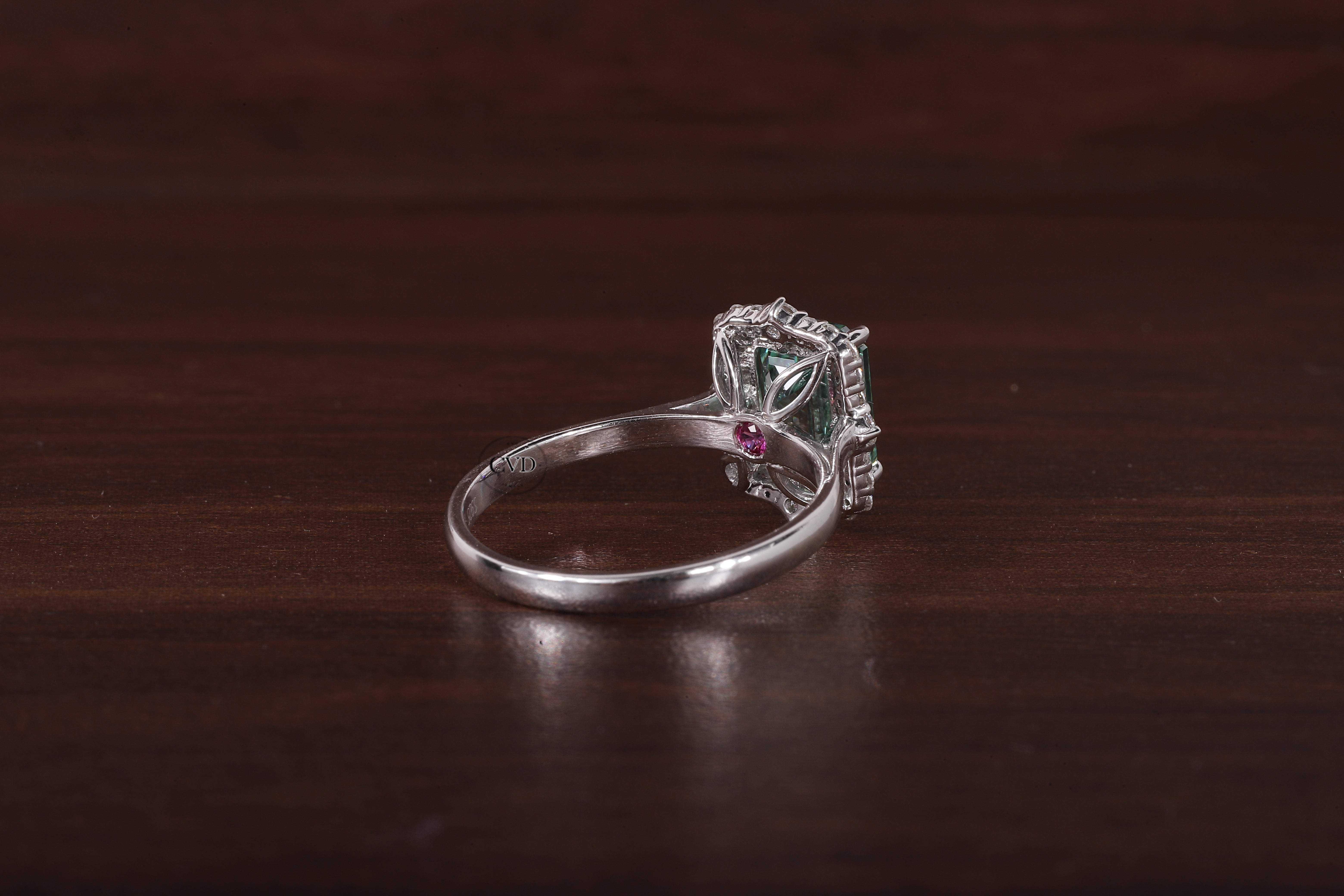 Solid 14K Gold Green Emerald Ring 2.5CT Moissanite Emerald| CVD Jewels