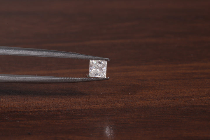 4x4 MM Colorless D White Color Princess Diamond Square Cut Loose