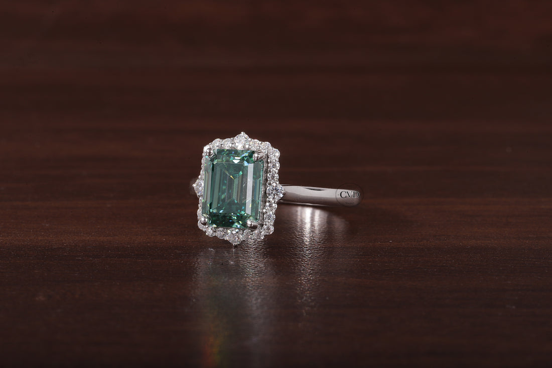 Solid 14K Gold Green Emerald Ring 2.5CT Moissanite Emerald| CVD Jewels