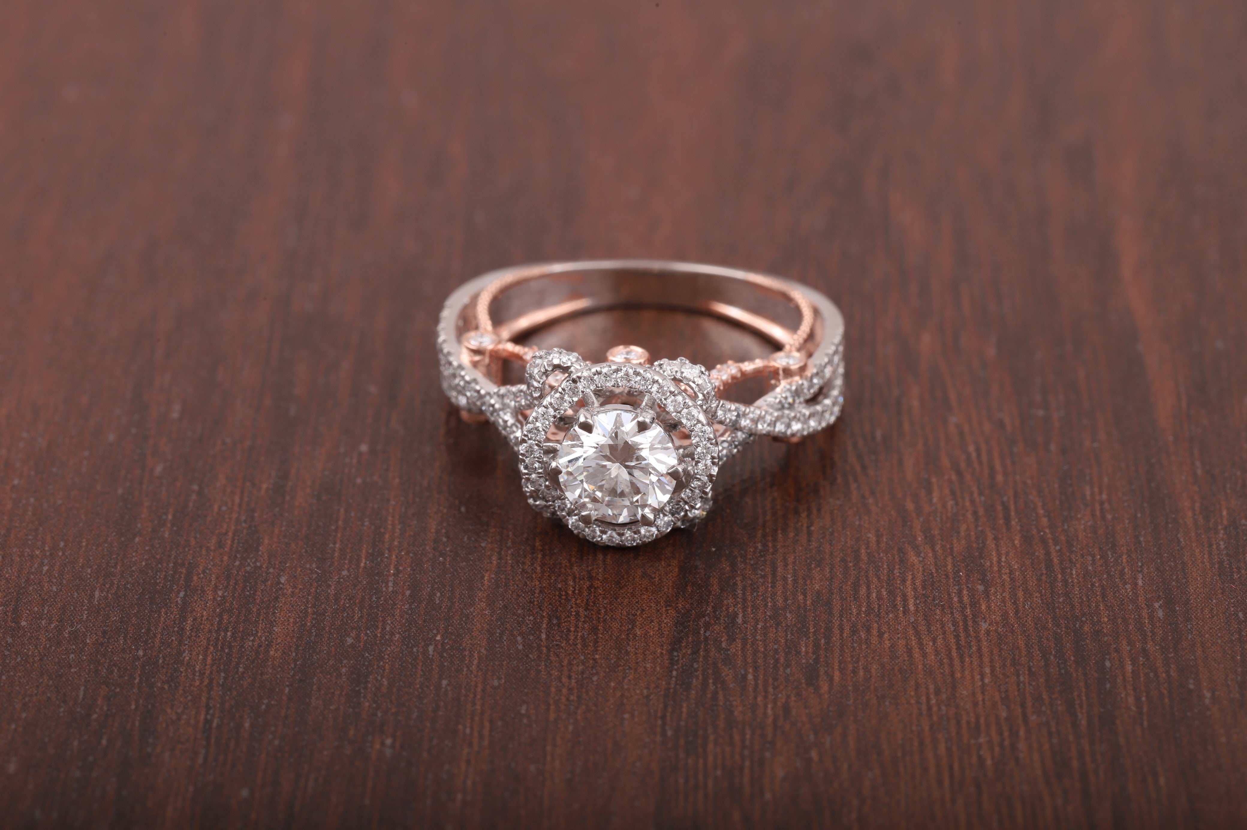 Antique Vintage Engagement Ring, 1.0 CT Round Cut Lab Grown Diamond Ring