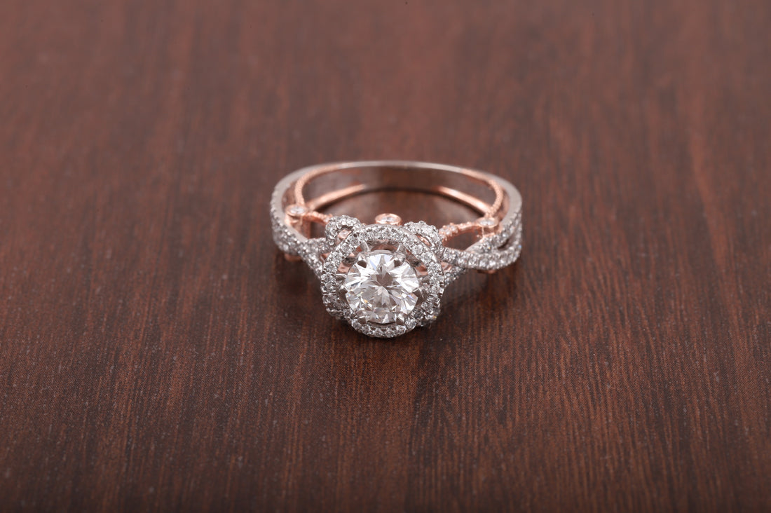 Antique Vintage Engagement Ring, 1.0 CT Round Cut Lab Grown Diamond Ring