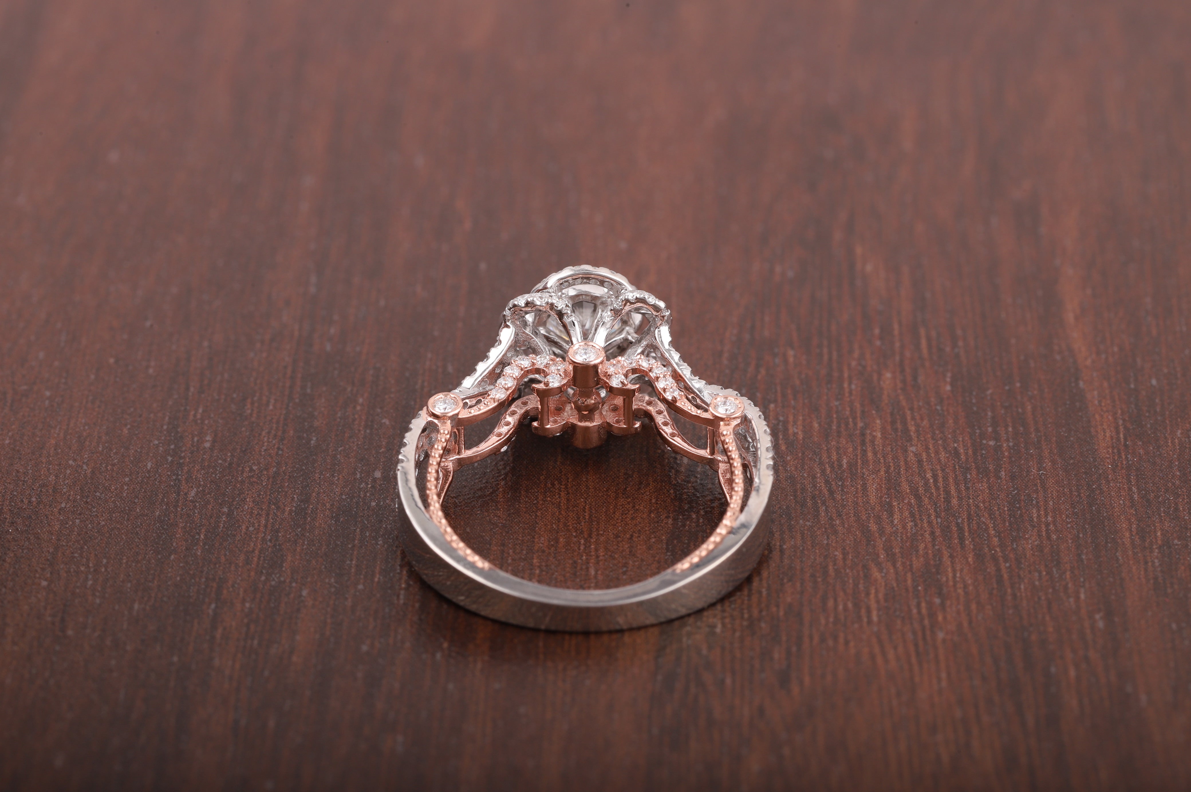 Antique Vintage Engagement Ring, 1.0 CT Round Cut Lab Grown Diamond Ring