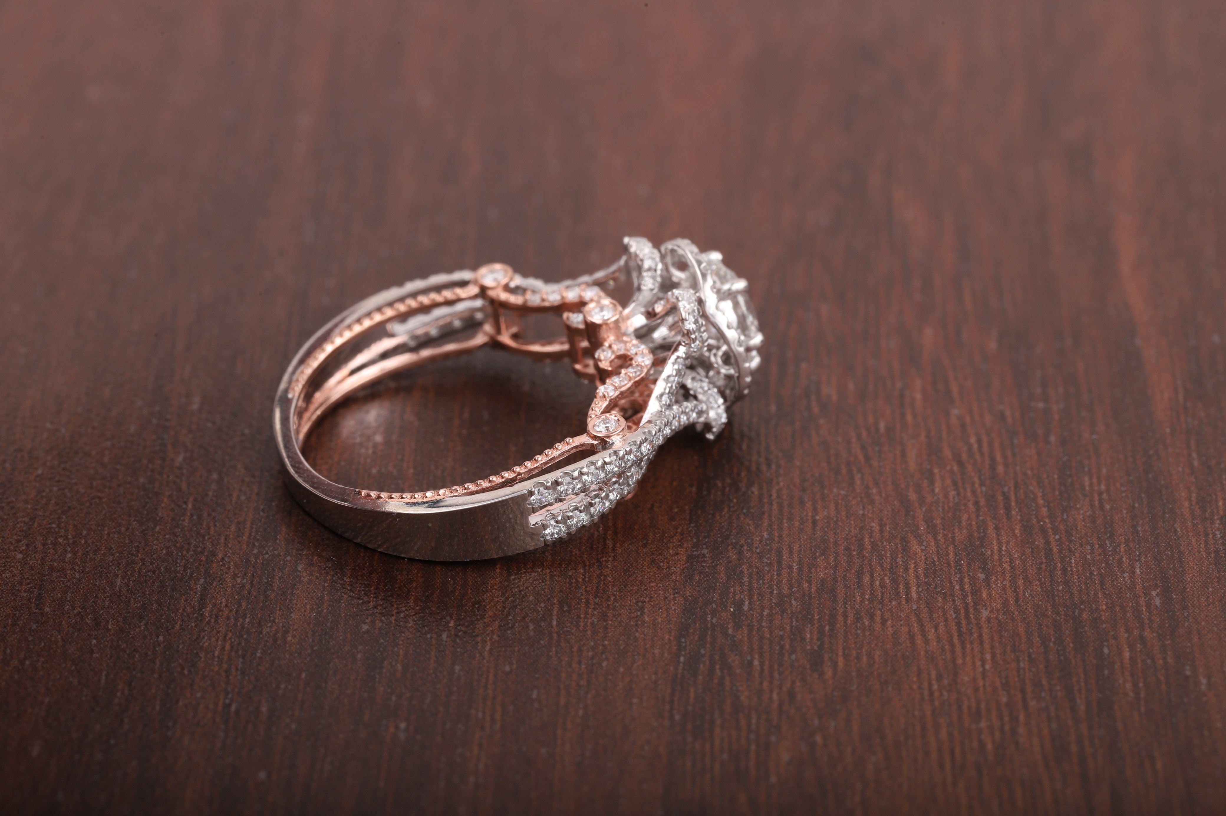 Antique Vintage Engagement Ring, 1.0 CT Round Cut Lab Grown Diamond Ring