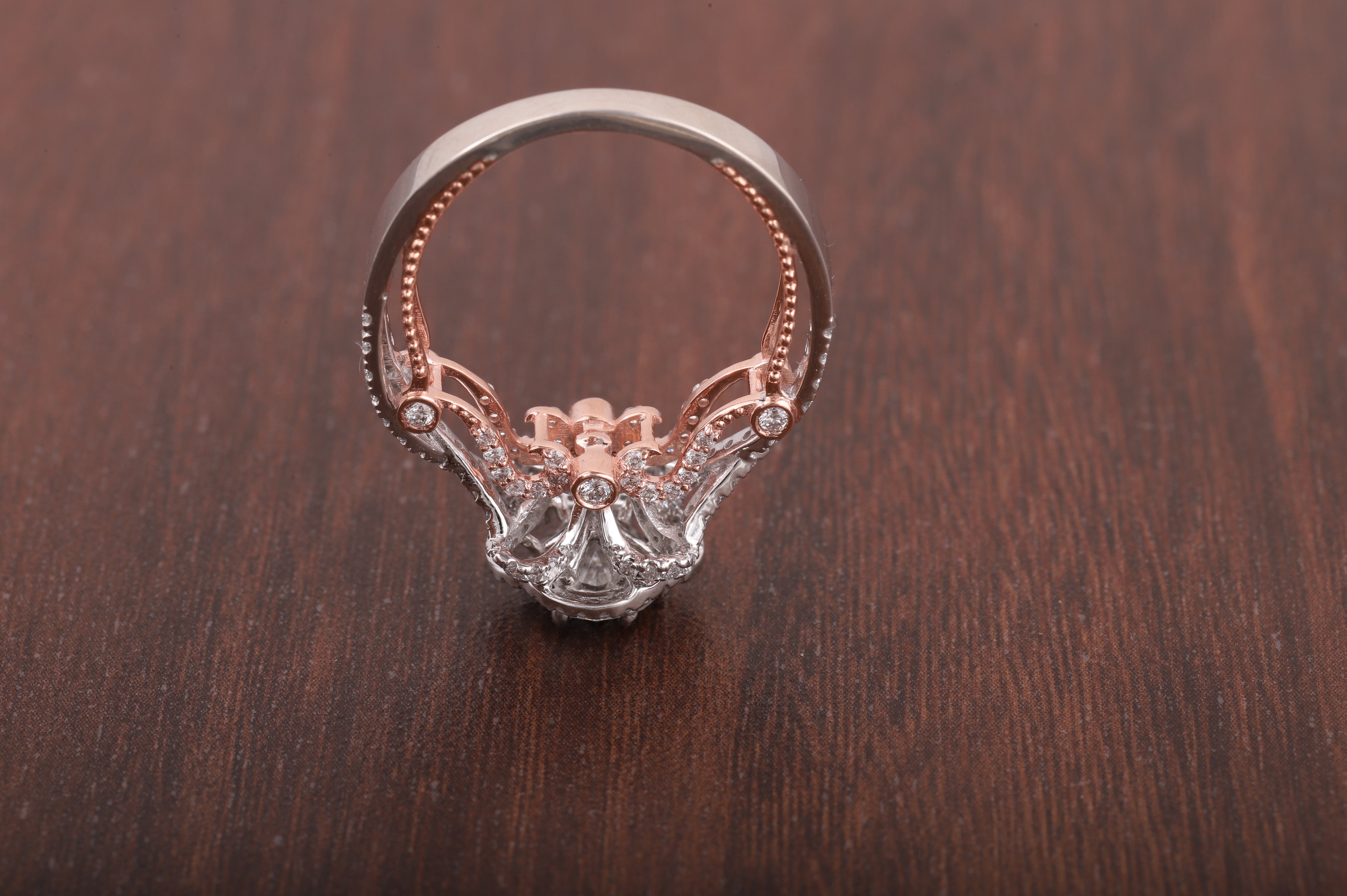 Antique Vintage Engagement Ring, 1.0 CT Round Cut Lab Grown Diamond Ring