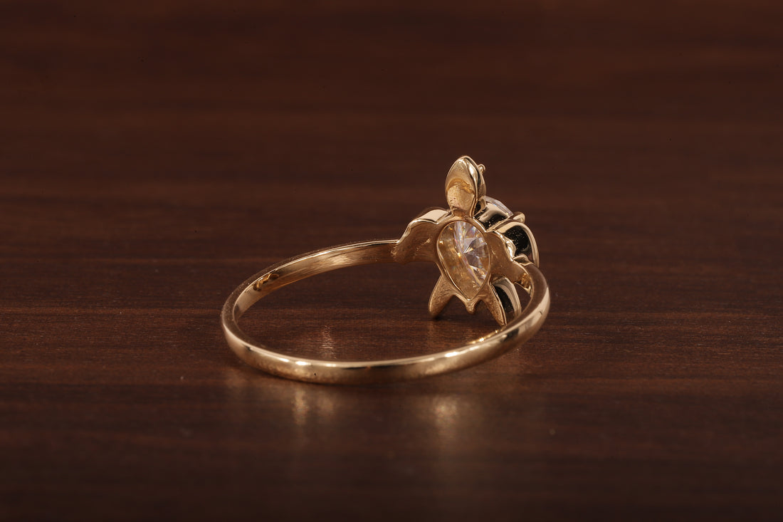14k Gold Tortoise Ring, Solid Gold Turtle Ring, Dainty Pear Moissanite Ring