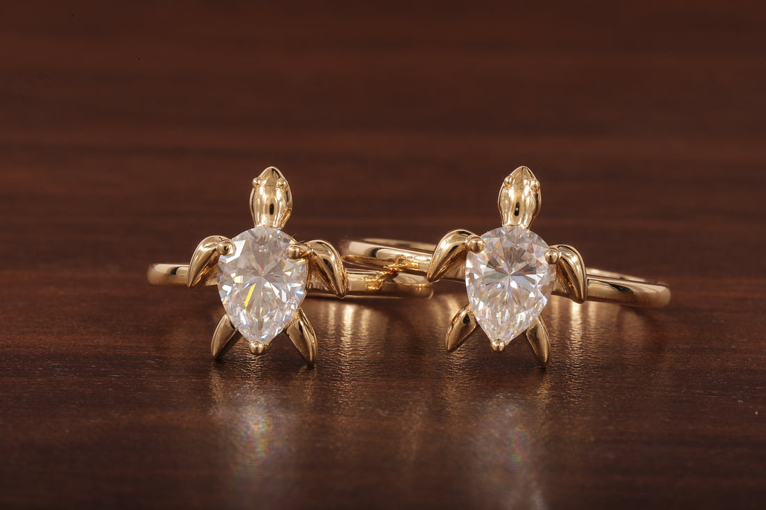 14k Gold Tortoise Ring, Solid Gold Turtle Ring, Dainty Pear Moissanite Ring