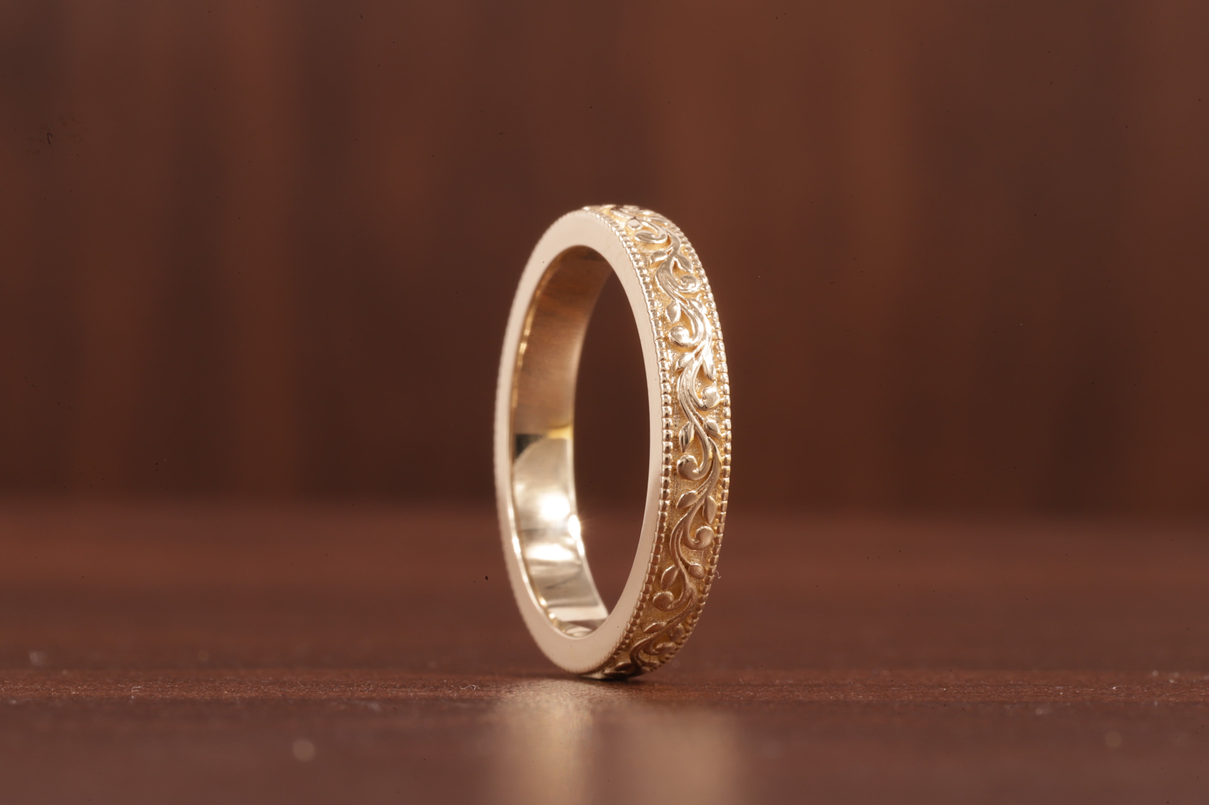 Women’s Vintage Style Wedding Band, Floral Wedding Band