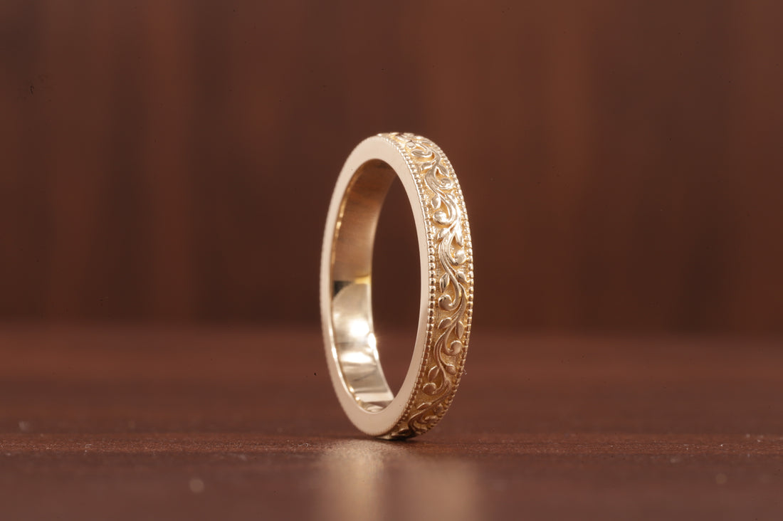 Women’s Vintage Style Wedding Band, Floral Wedding Band