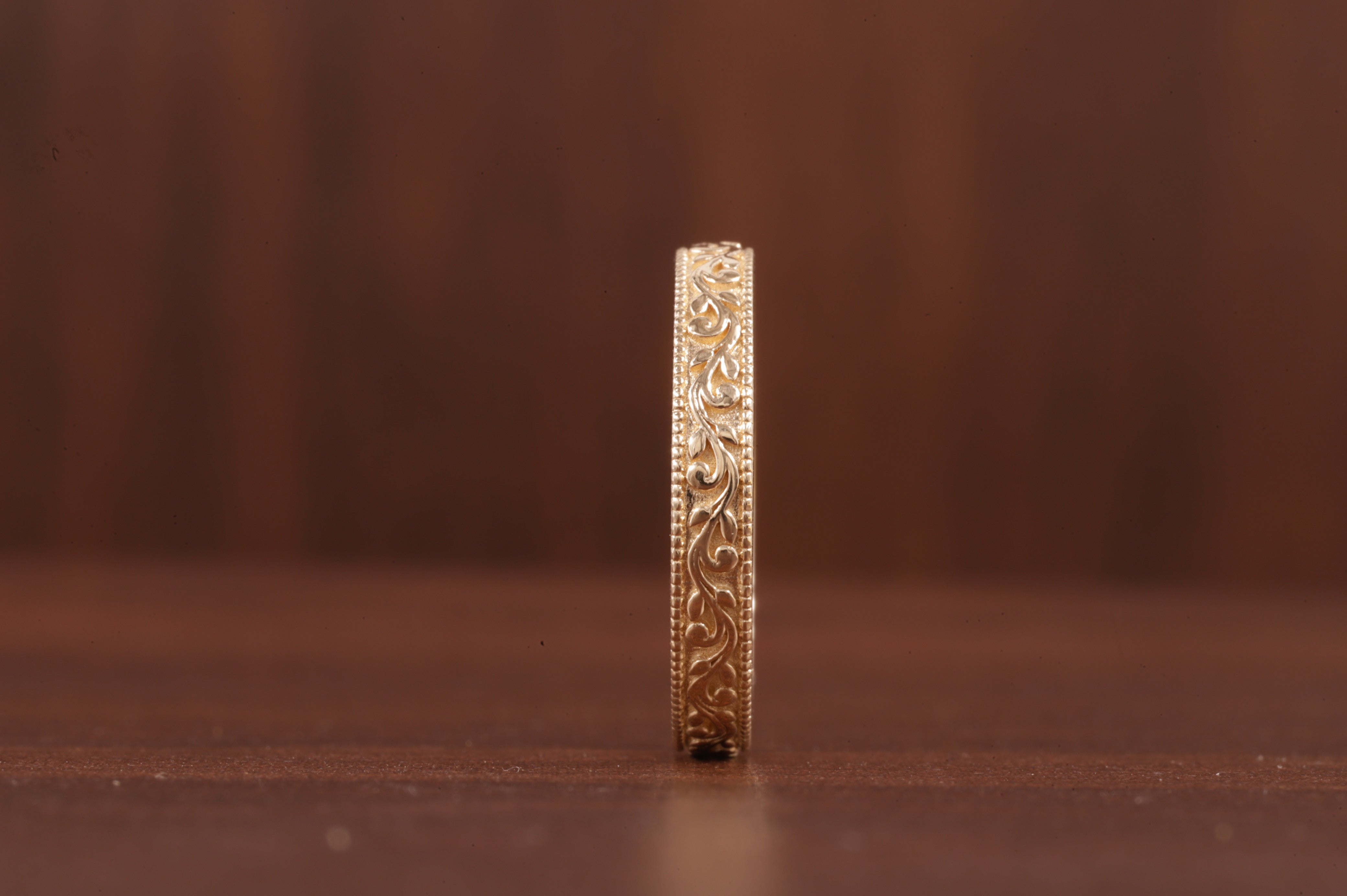Women’s Vintage Style Wedding Band, Floral Wedding Band