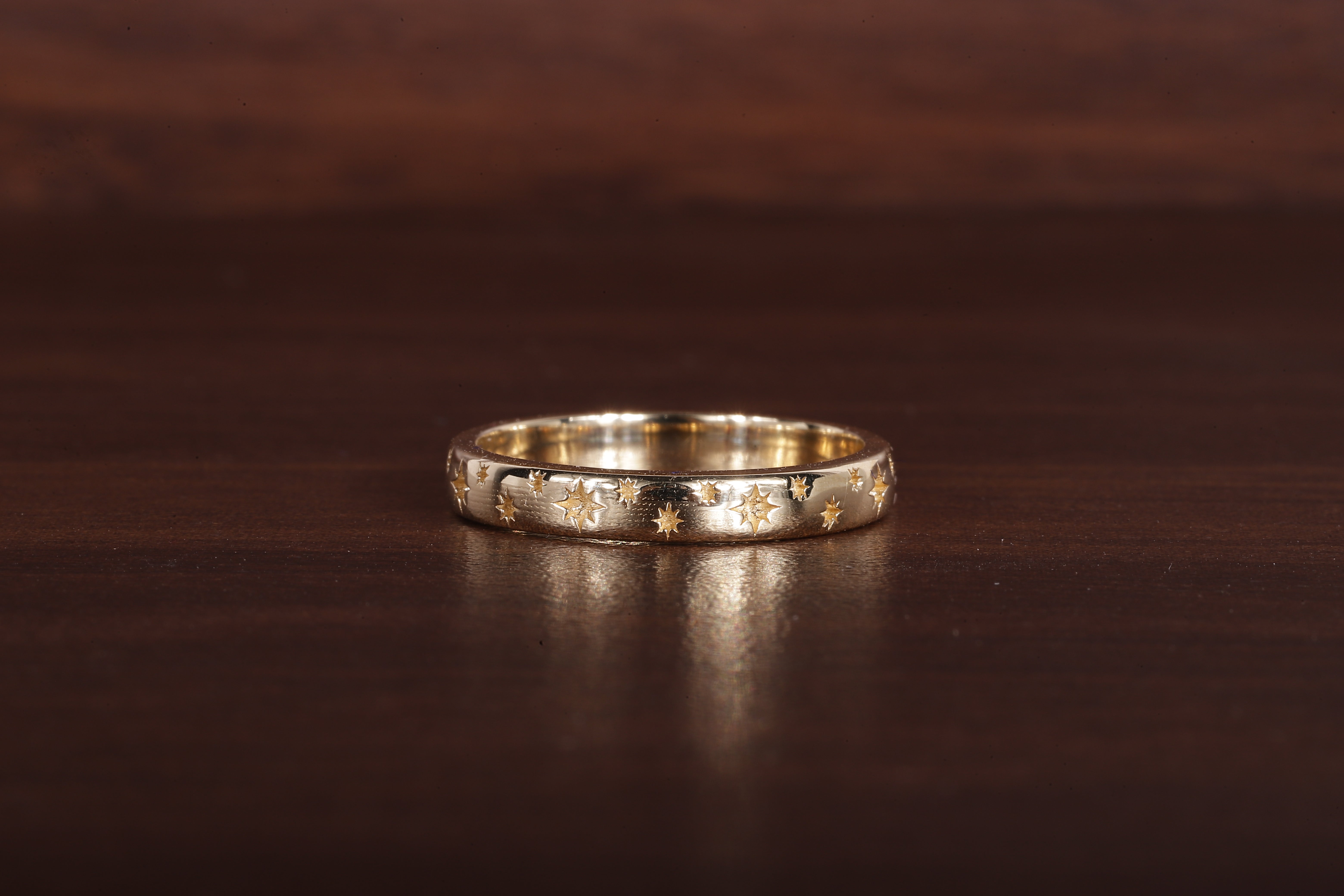14k Gold Star Wedding Band, Solid Gold Minimalist Wedding Ring