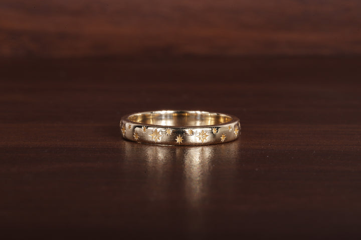 14k Gold Star Wedding Band, Solid Gold Minimalist Wedding Ring