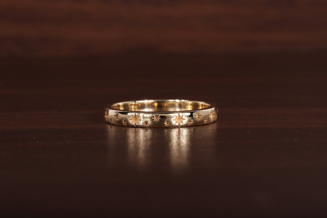 14k Gold Star Wedding Band, Solid Gold Minimalist Wedding Ring