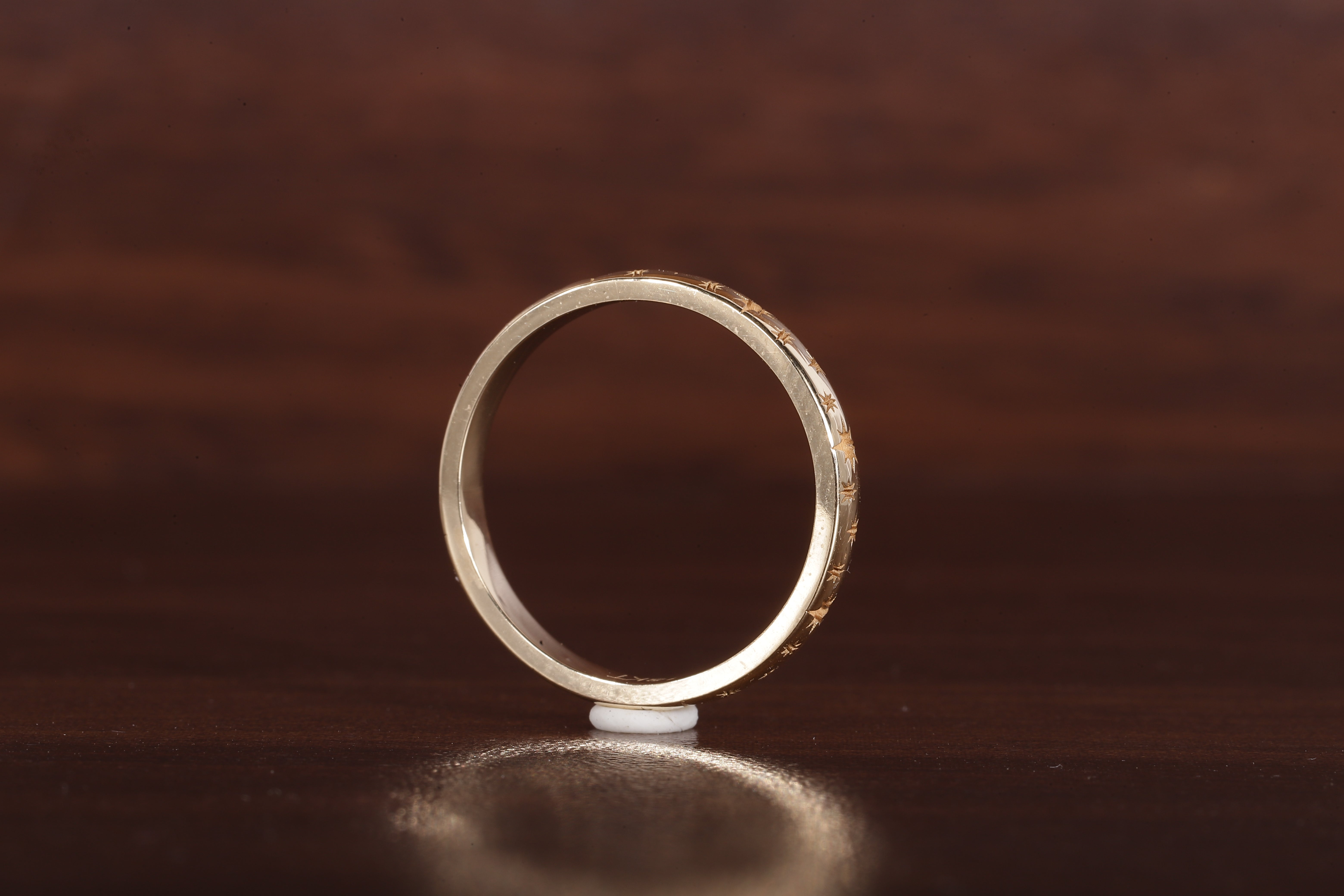 14k Gold Star Wedding Band, Solid Gold Minimalist Wedding Ring