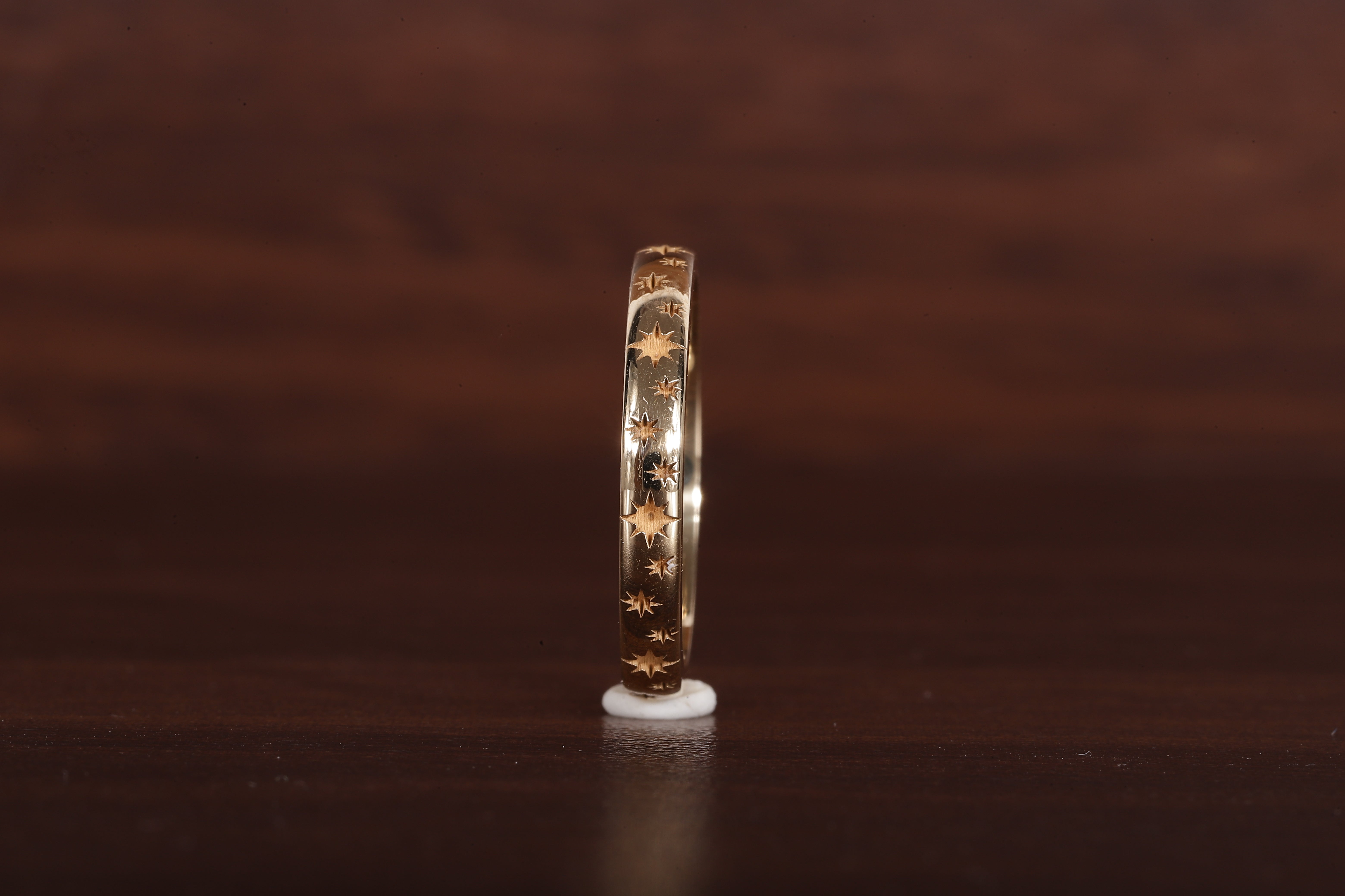 14k Gold Star Wedding Band, Solid Gold Minimalist Wedding Ring