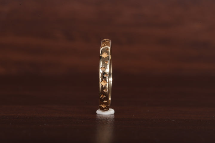 14k Gold Star Wedding Band, Solid Gold Minimalist Wedding Ring