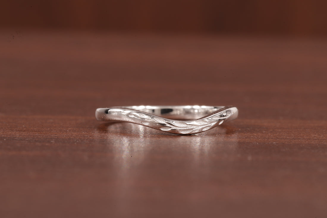 Vintage wedding band, Nature Inspired Leaf Wedding Ring Solid Gold Wedding