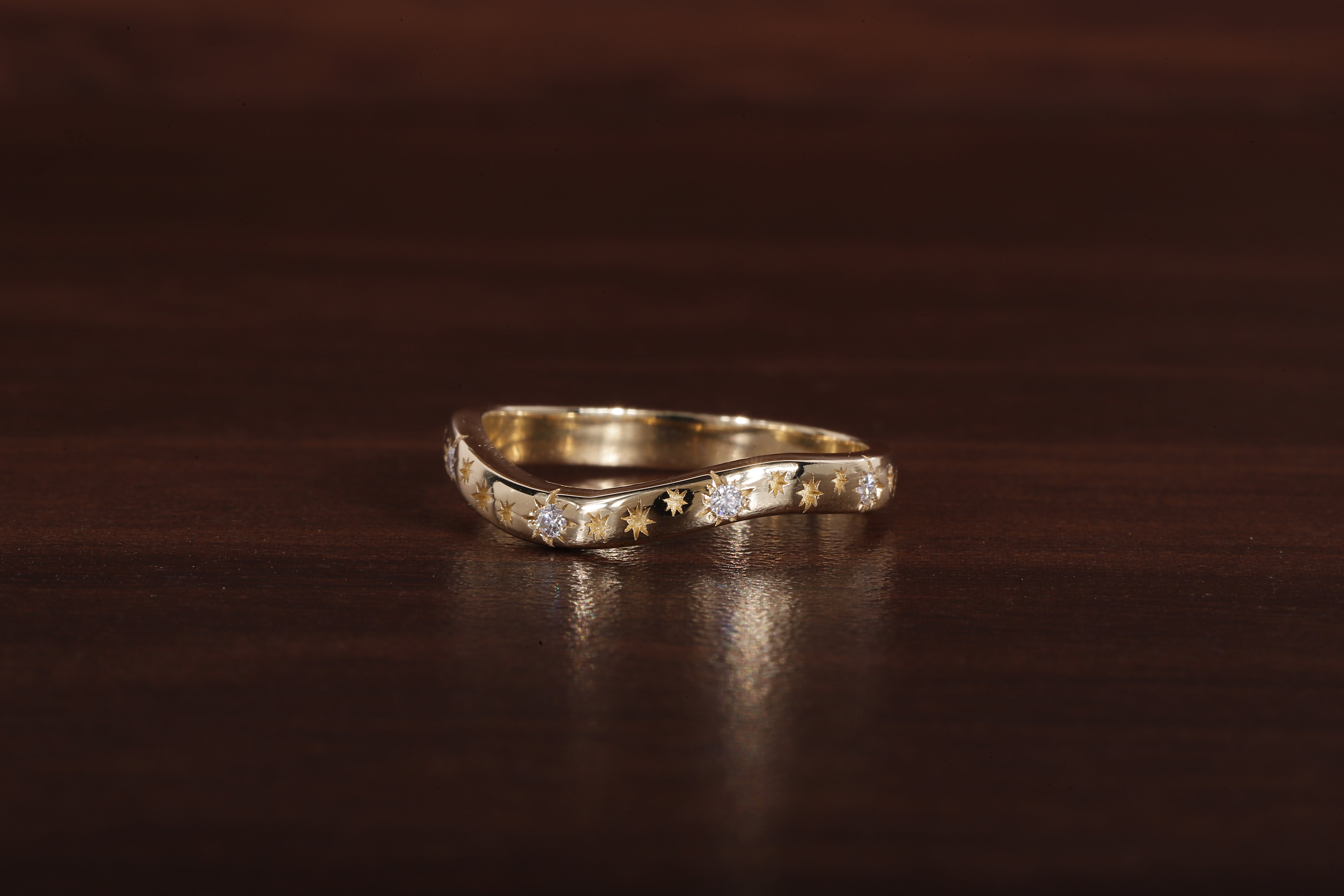 Starburst curve Wedding Band Ring, 14k Solid Gold Dainty Star