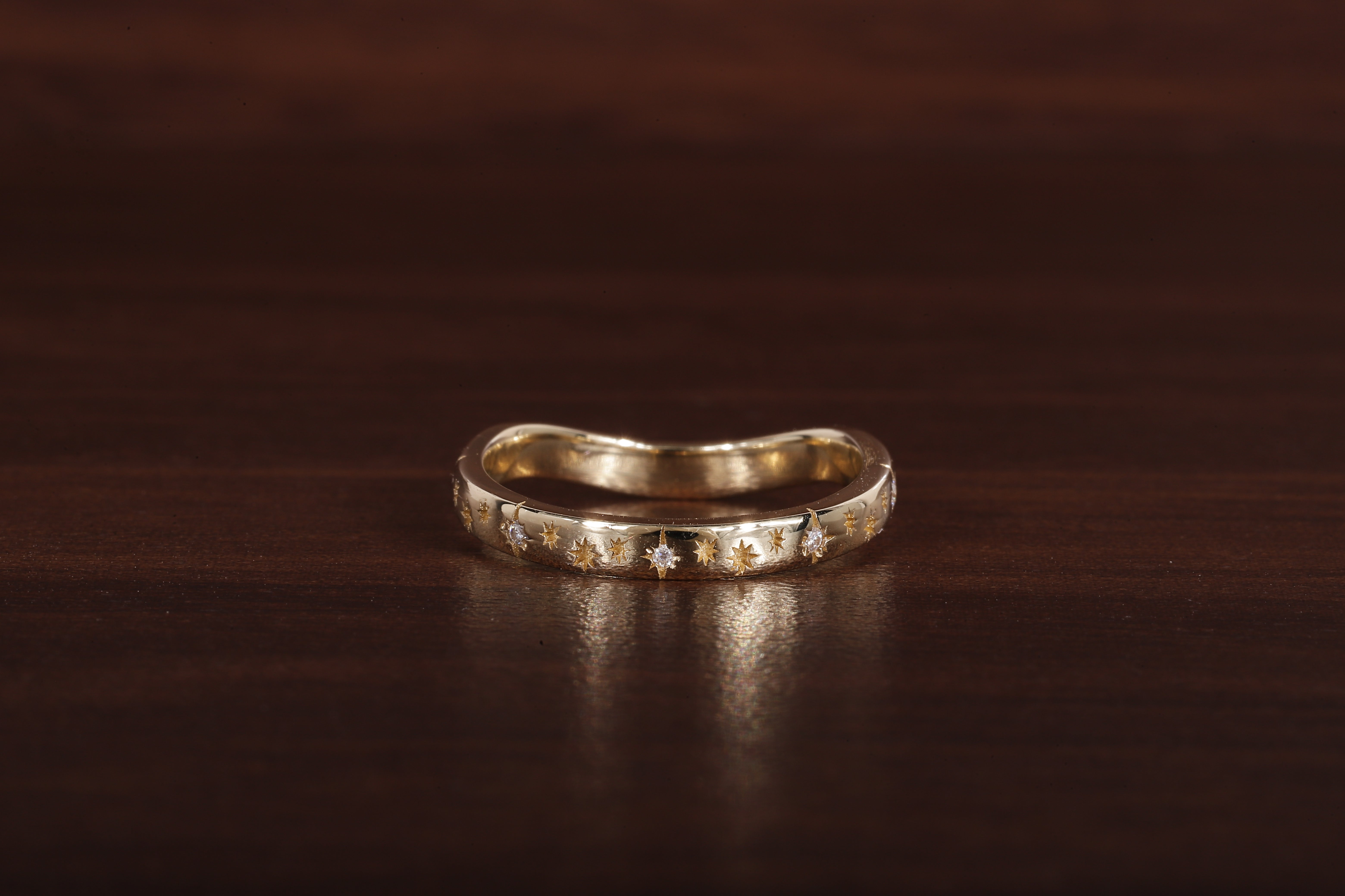 Starburst curve Wedding Band Ring, 14k Solid Gold Dainty Star