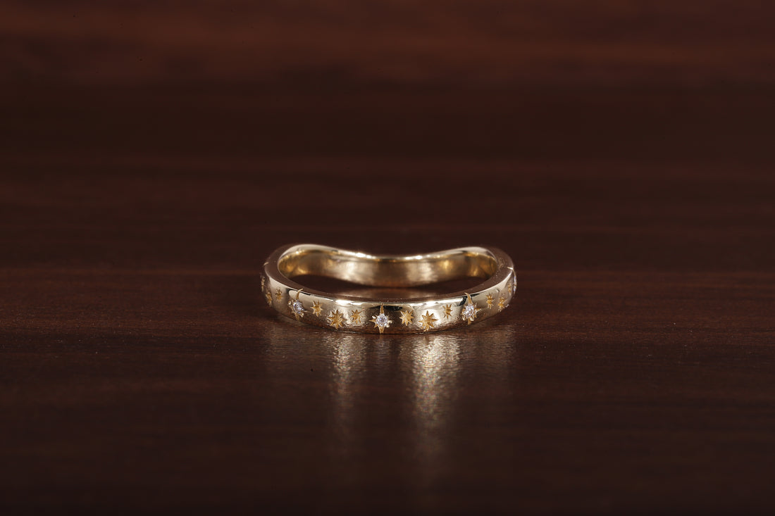 Starburst curve Wedding Band Ring, 14k Solid Gold Dainty Star