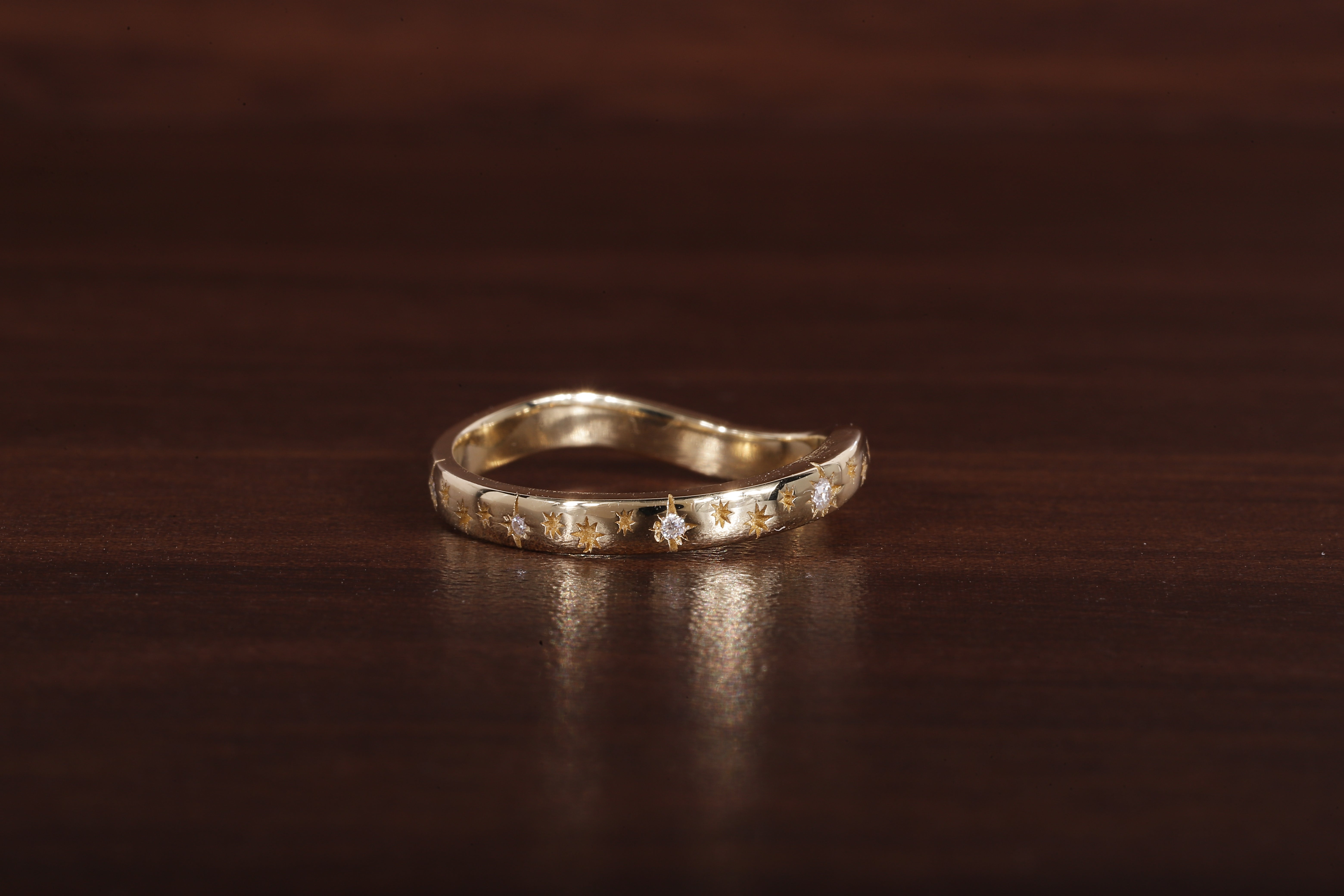 Starburst curve Wedding Band Ring, 14k Solid Gold Dainty Star