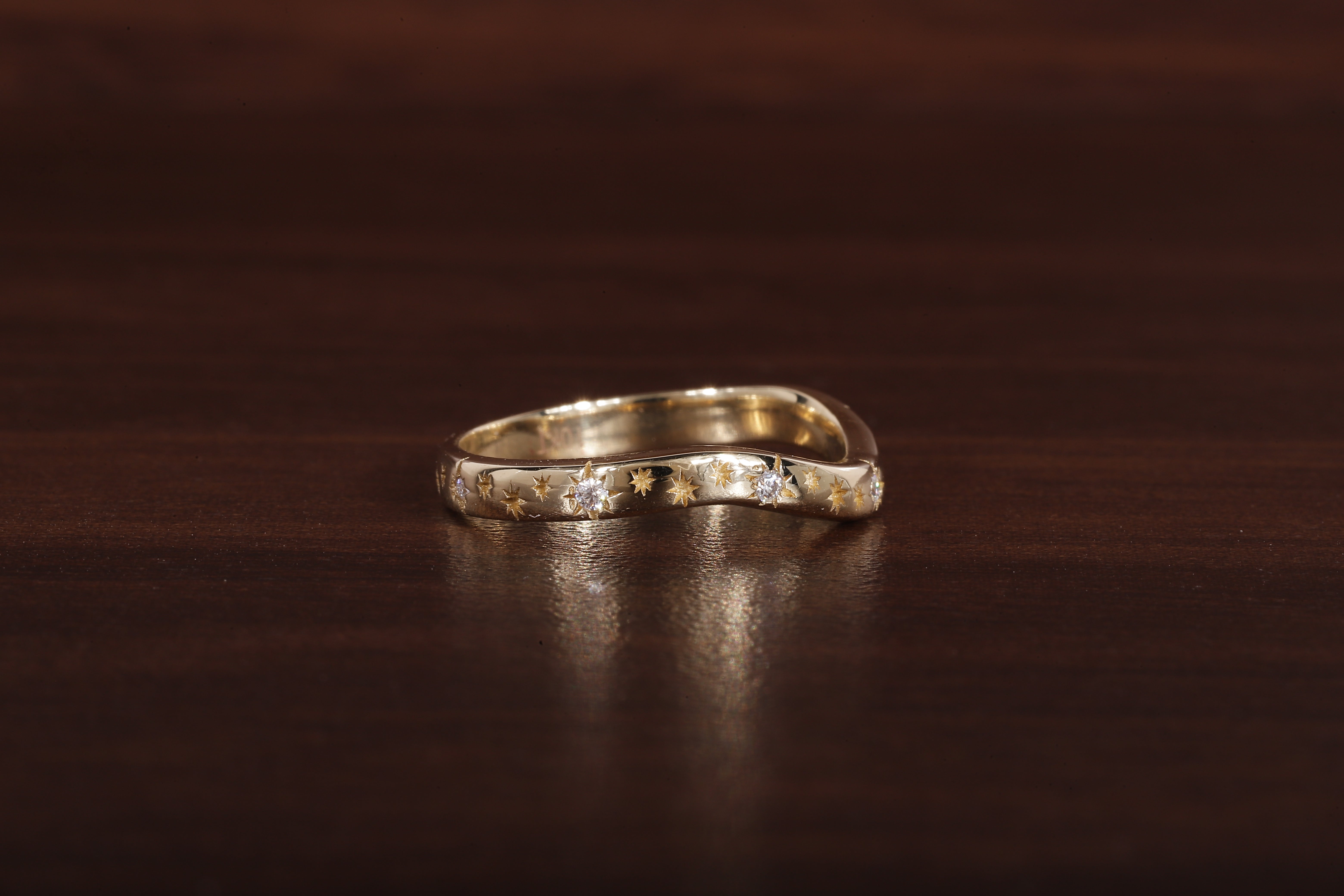 Starburst curve Wedding Band Ring, 14k Solid Gold Dainty Star