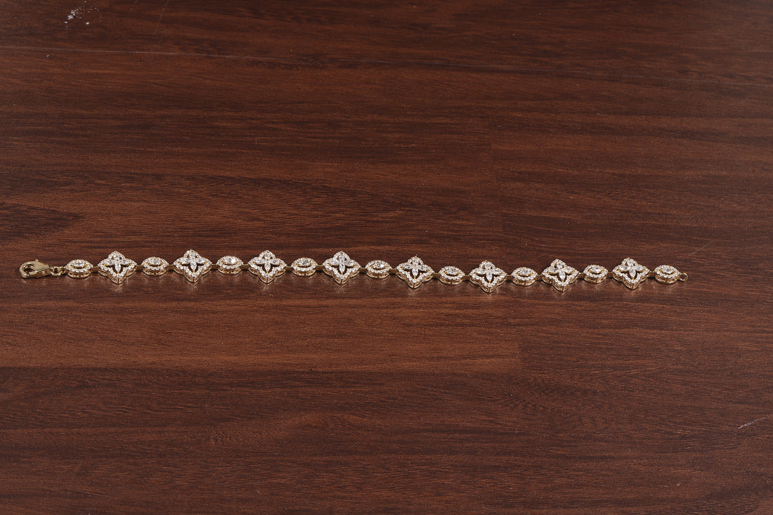 Marquise Round Lab Grown Diamond Bracelet, Flower shape