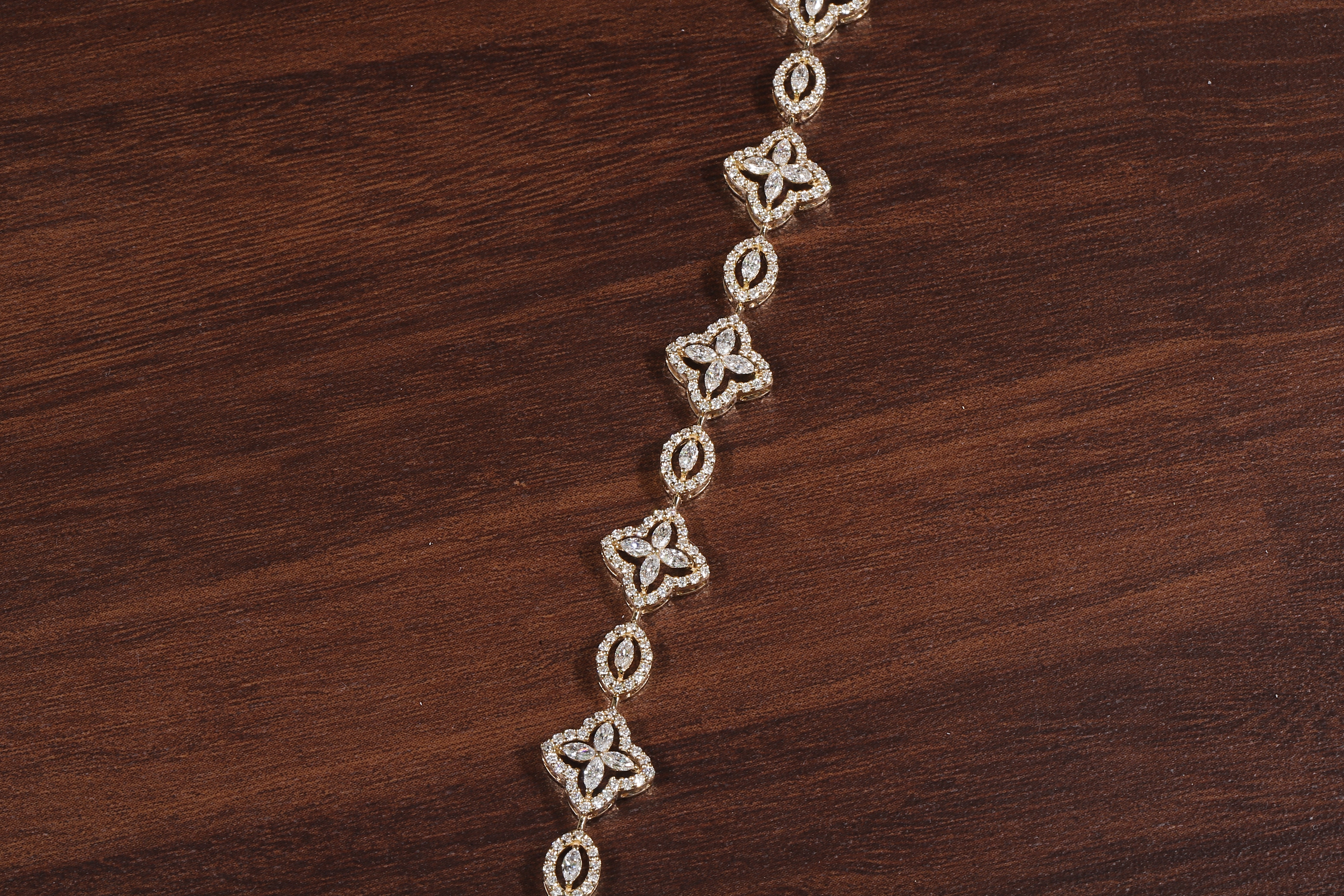 Marquise Round Lab Grown Diamond Bracelet, Flower shape