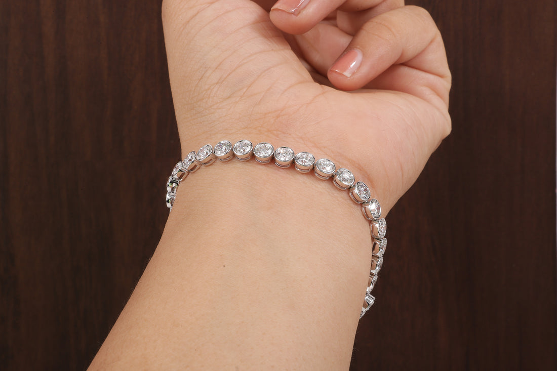 Round Cut Bezel Setting Lab Grown Diamond Bracelet