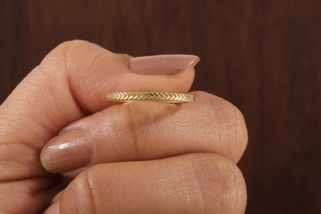 Wedding band for women 14k Gold Wedding Band Laurel Wedding Chevron Braid