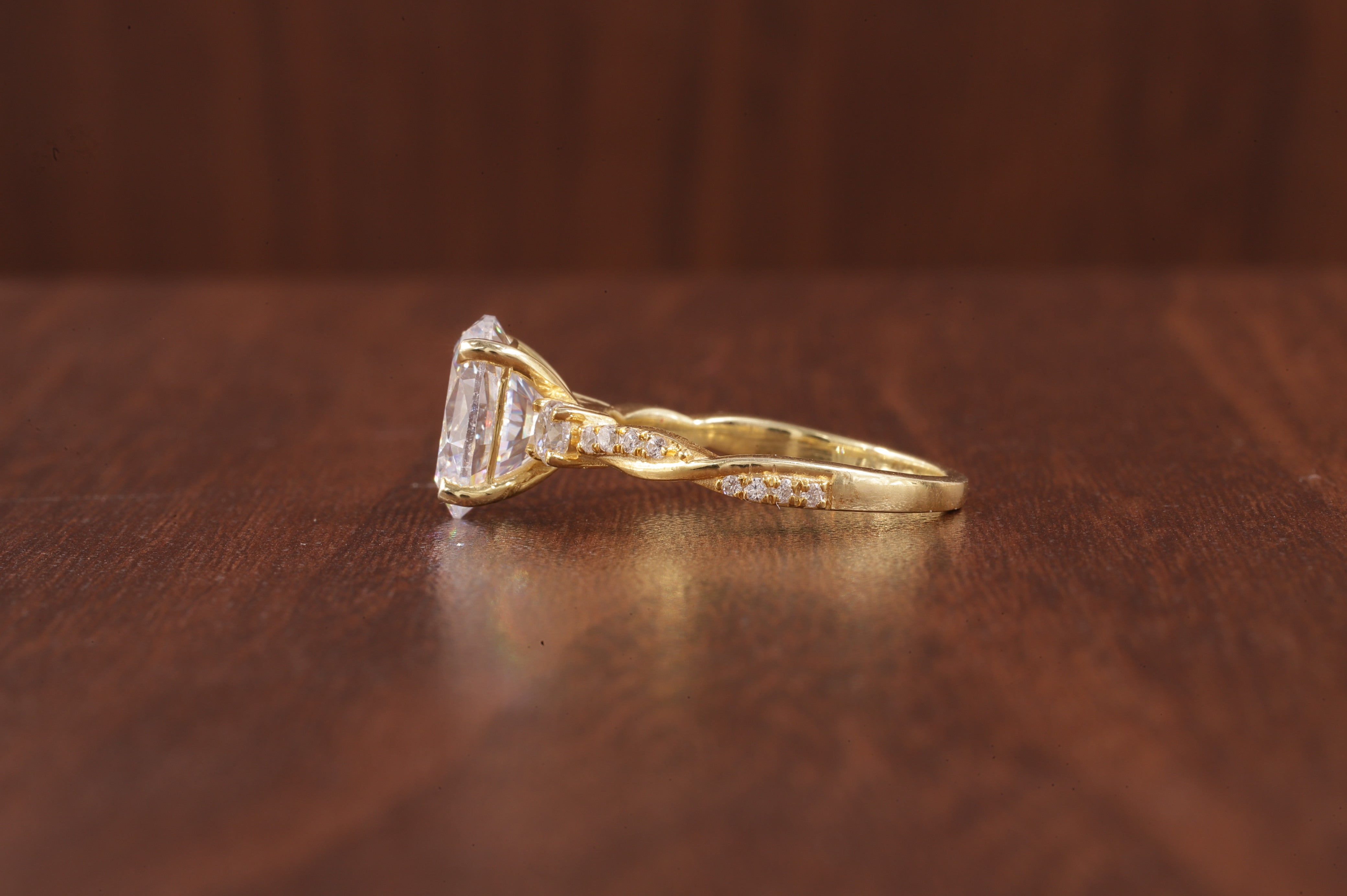 Twisted Moissanite Ring, 2.5Ct Oval Moissanite Ring, Moissanite Engagement Ring
