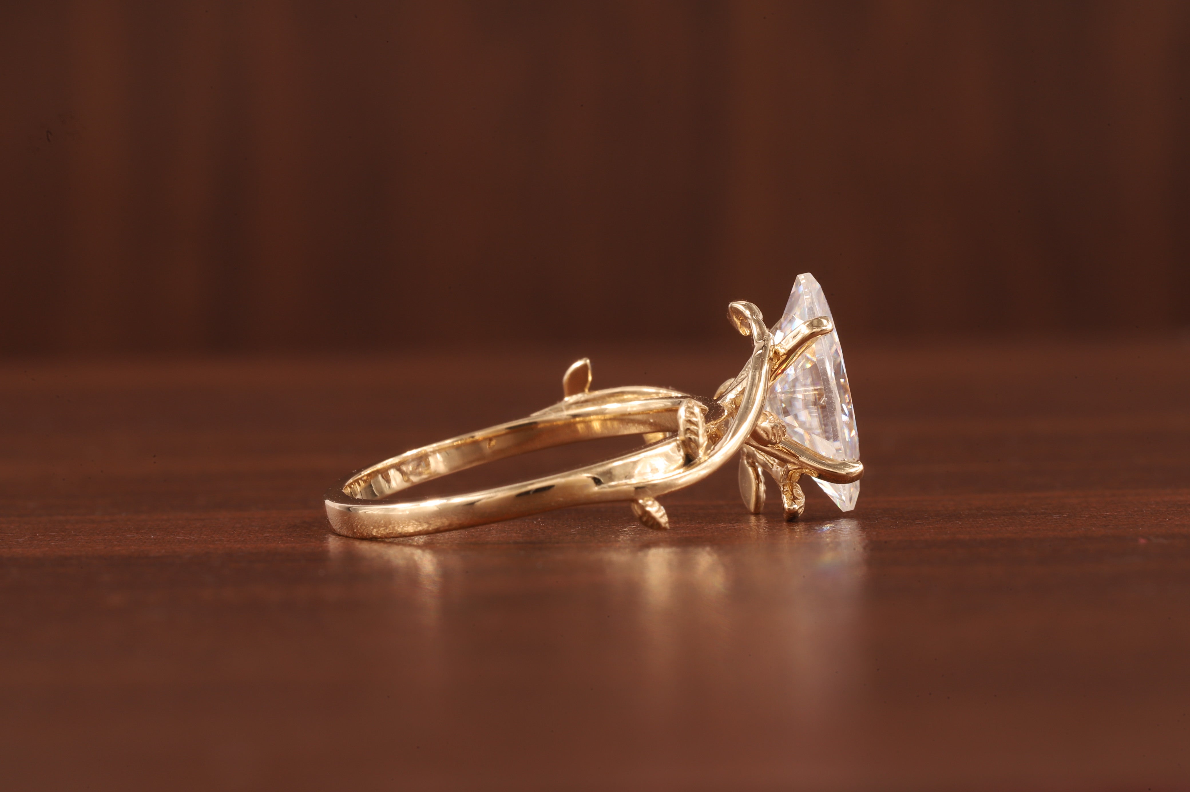 Nature Inspired Marquise Shape Moissanite Leaf Engagement Ring Set