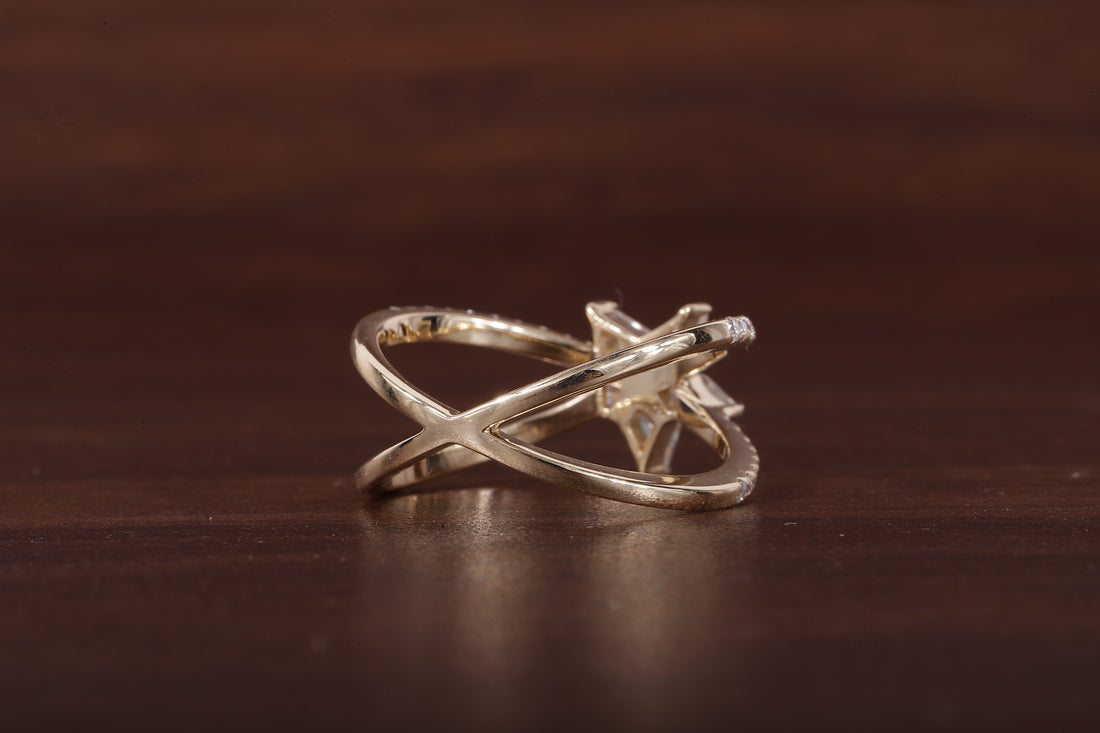 Kite Lab Grown Diamond Engagement Ring, EF/VVS Kite Diamond Star Shape Wedding Ring
