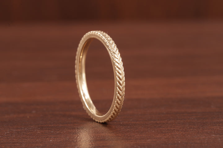 Wedding band for women 14k Gold Wedding Band Laurel Wedding Chevron Braid