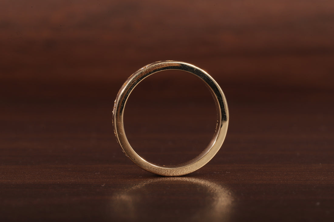 4 MM Wide Women’s Vintage Style Wedding Band, Floral Wedding Band