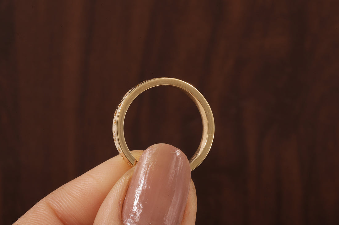 4 MM Wide Women’s Vintage Style Wedding Band, Floral Wedding Band