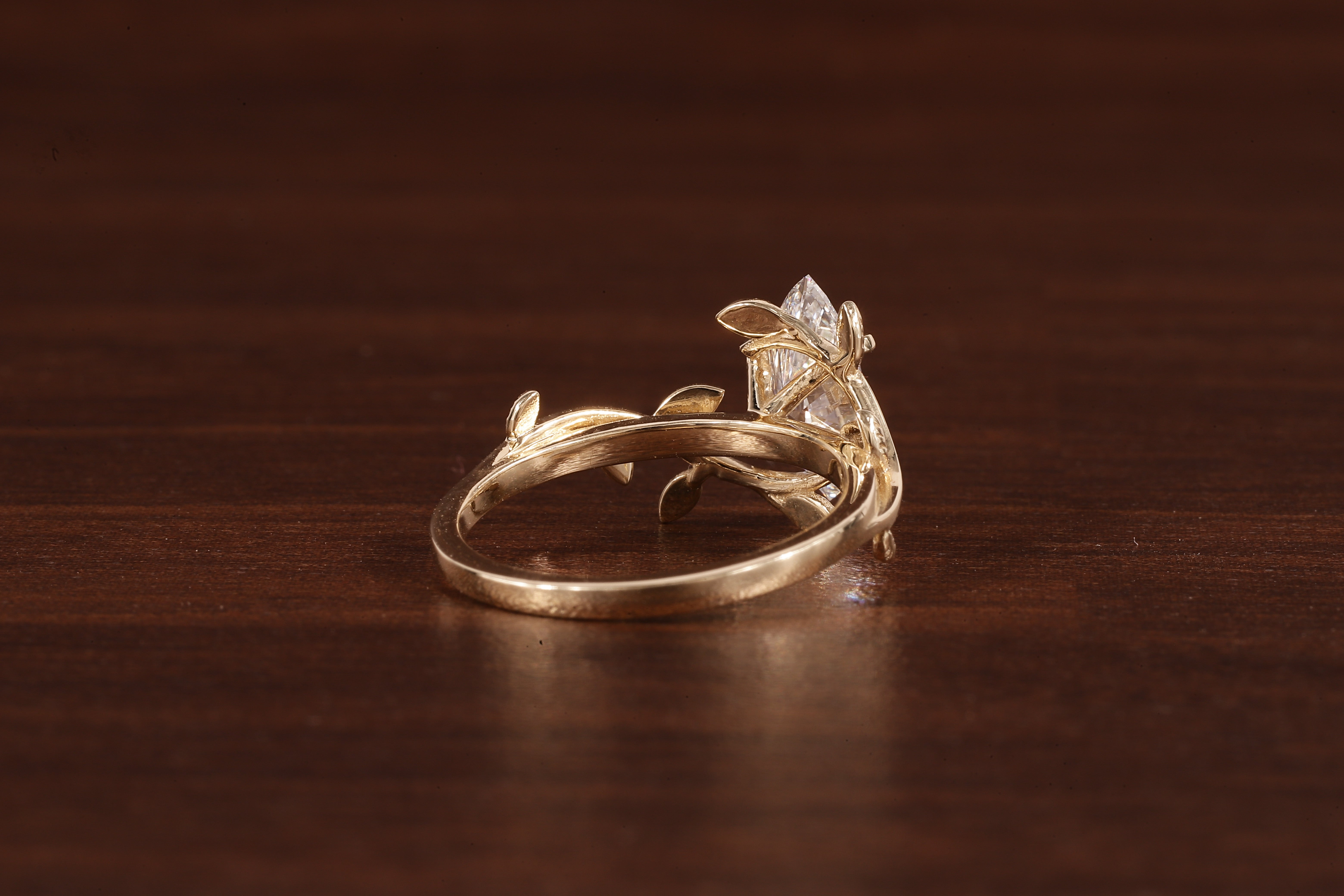 1 CT Marquise Nature Inspired Engagement Ring in Marquise Cut Lab Grown Diamond