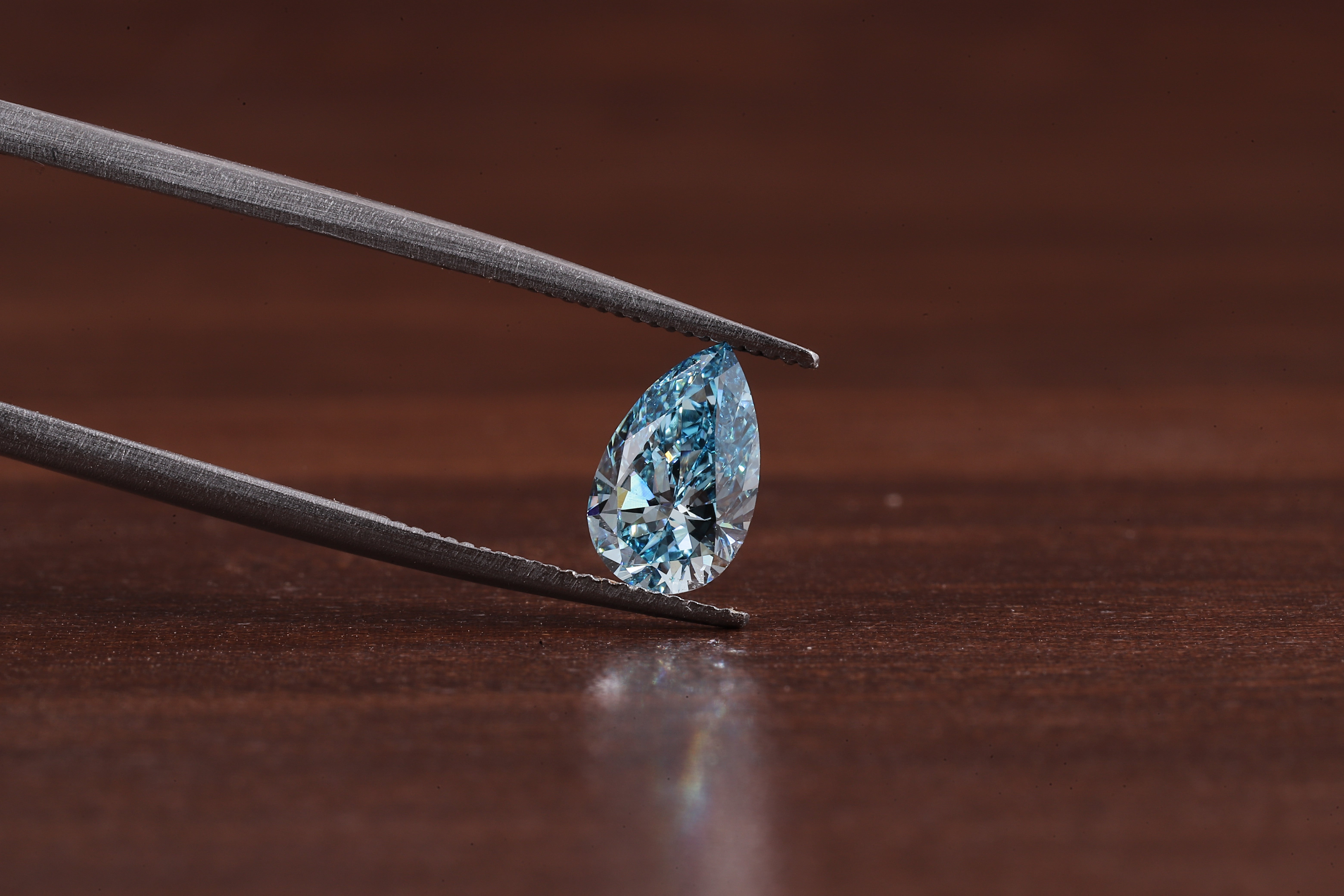 1 CT - 5 CT Pear Cut loose Lab grown Diamond, Fancy Vivid Blue Pear Lab grown Diamond