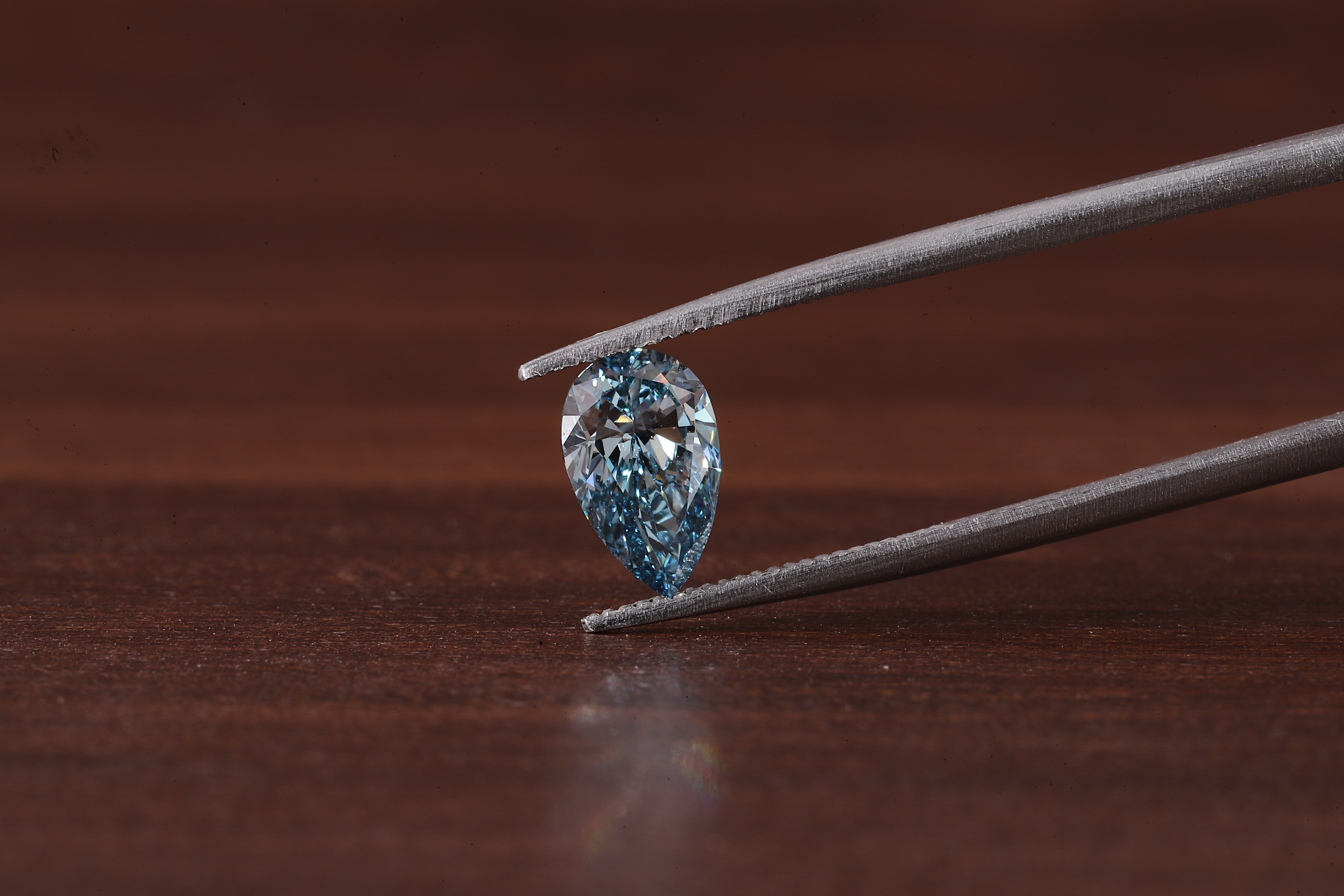 1 CT - 5 CT Pear Cut loose Lab grown Diamond, Fancy Vivid Blue Pear Lab grown Diamond