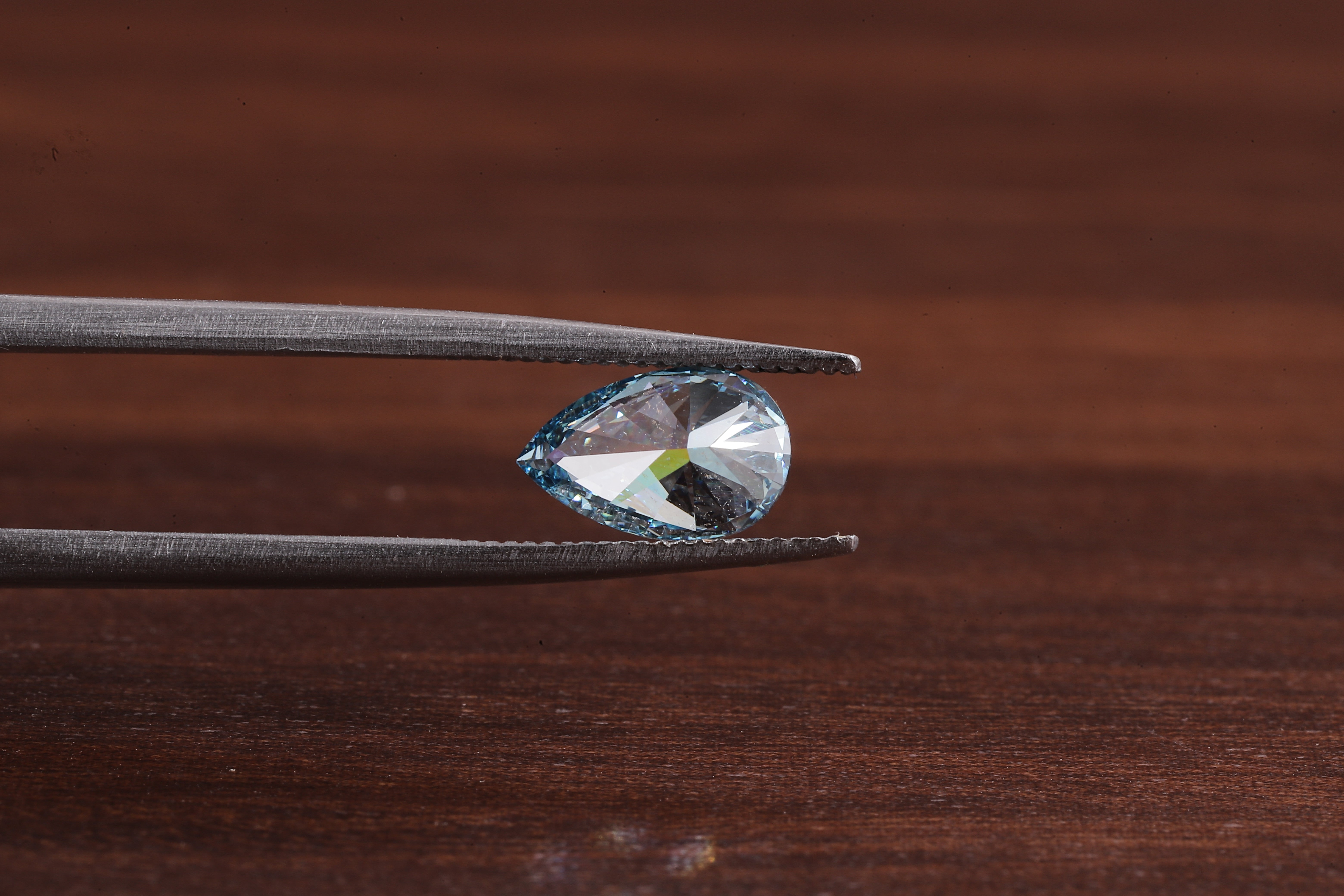 1 CT - 5 CT Pear Cut loose Lab grown Diamond, Fancy Vivid Blue Pear Lab grown Diamond