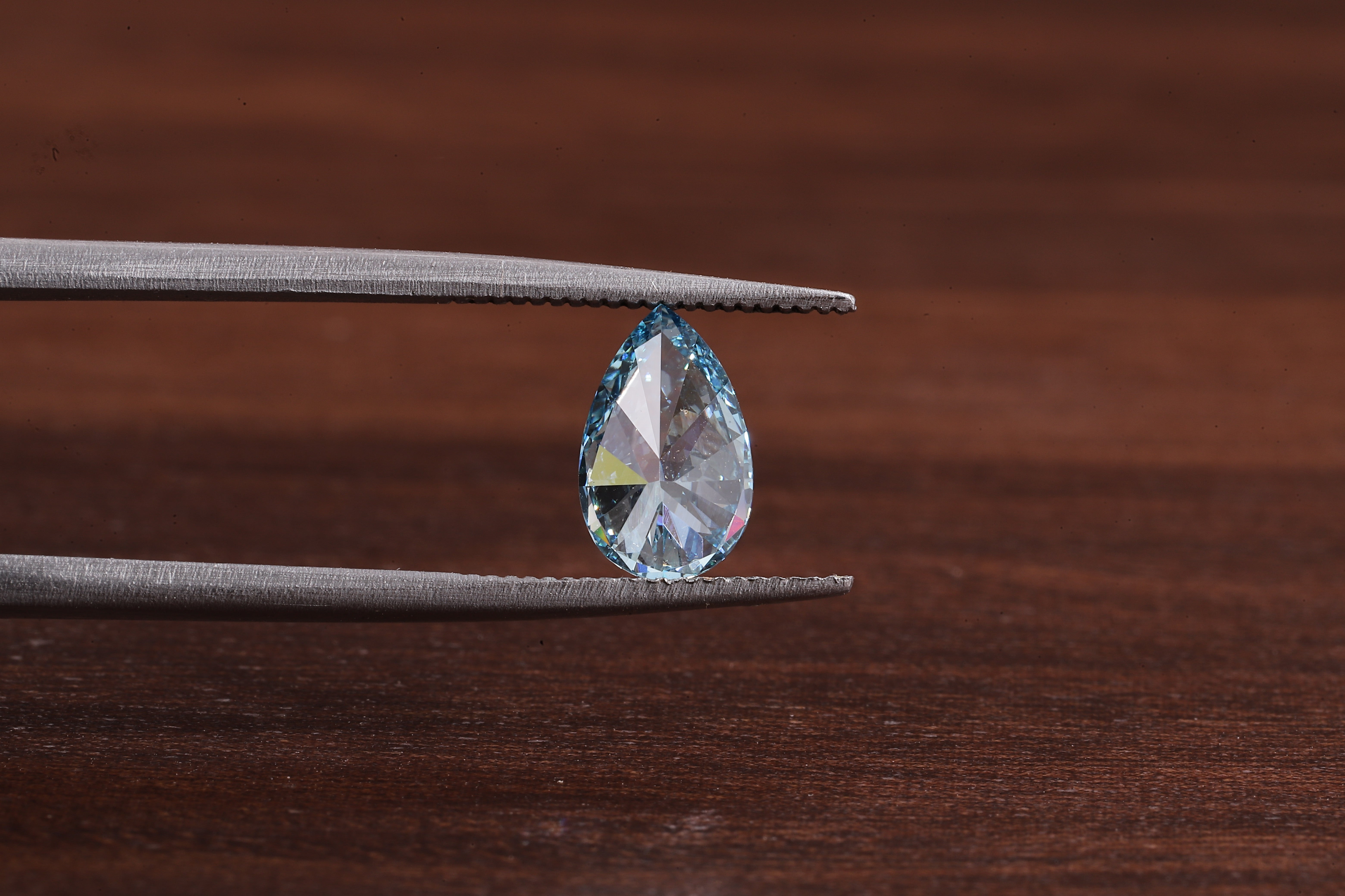 1 CT - 5 CT Pear Cut loose Lab grown Diamond, Fancy Vivid Blue Pear Lab grown Diamond