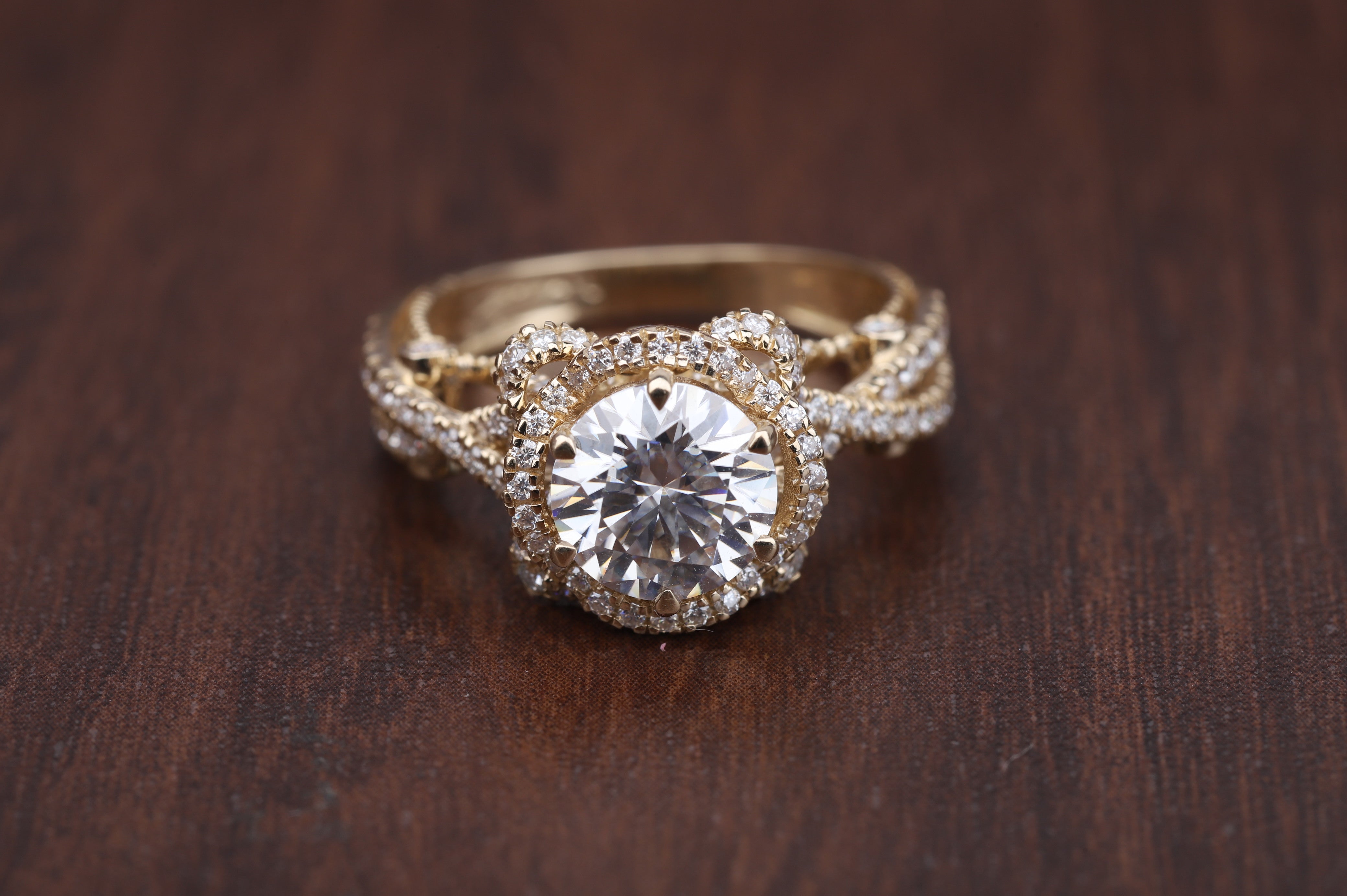 Antique Vintage Engagement Ring, 1.0 CT Round Cut