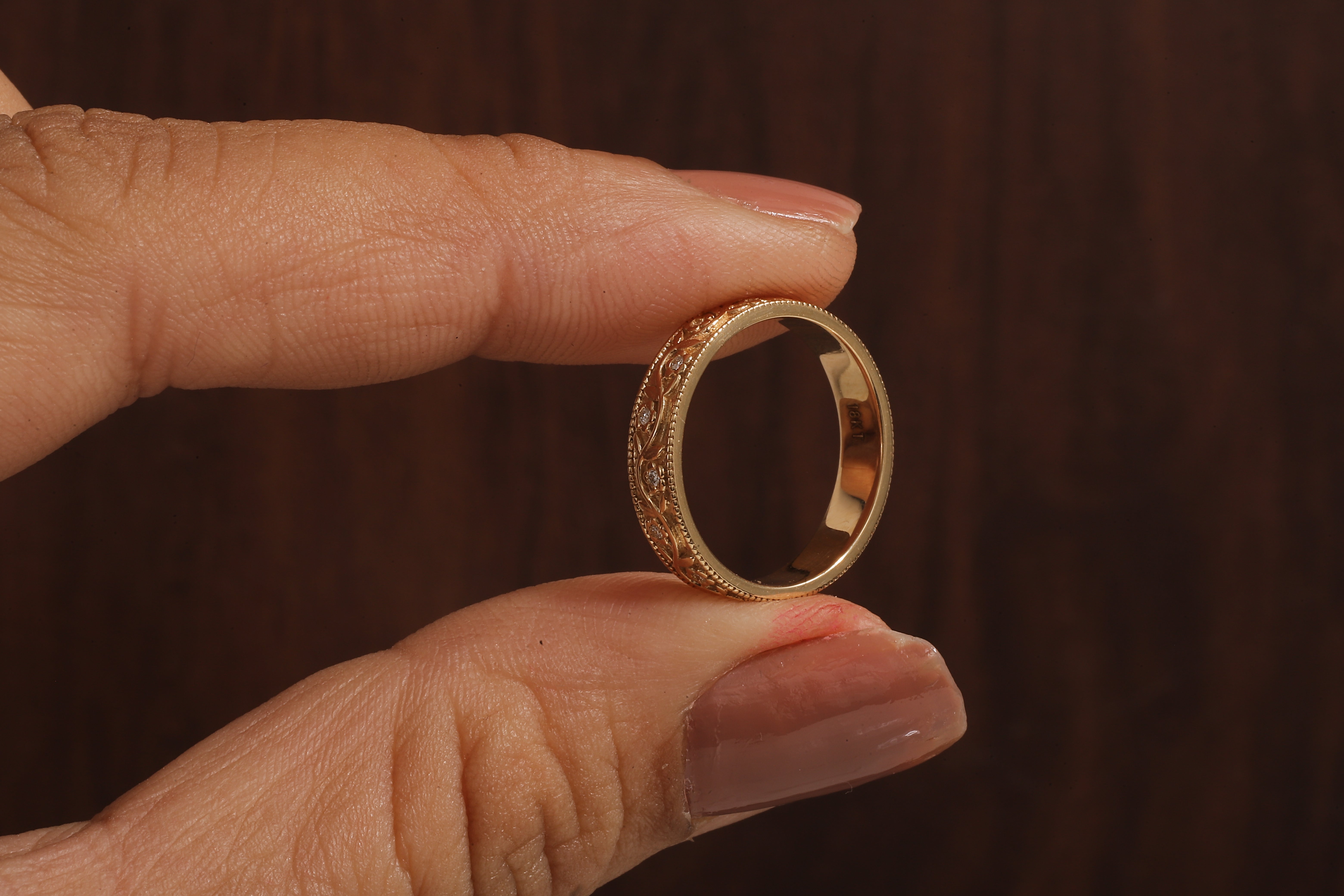 Vintage Floral Moissanite Wedding Band, 4MM Milgrain Gold Ring