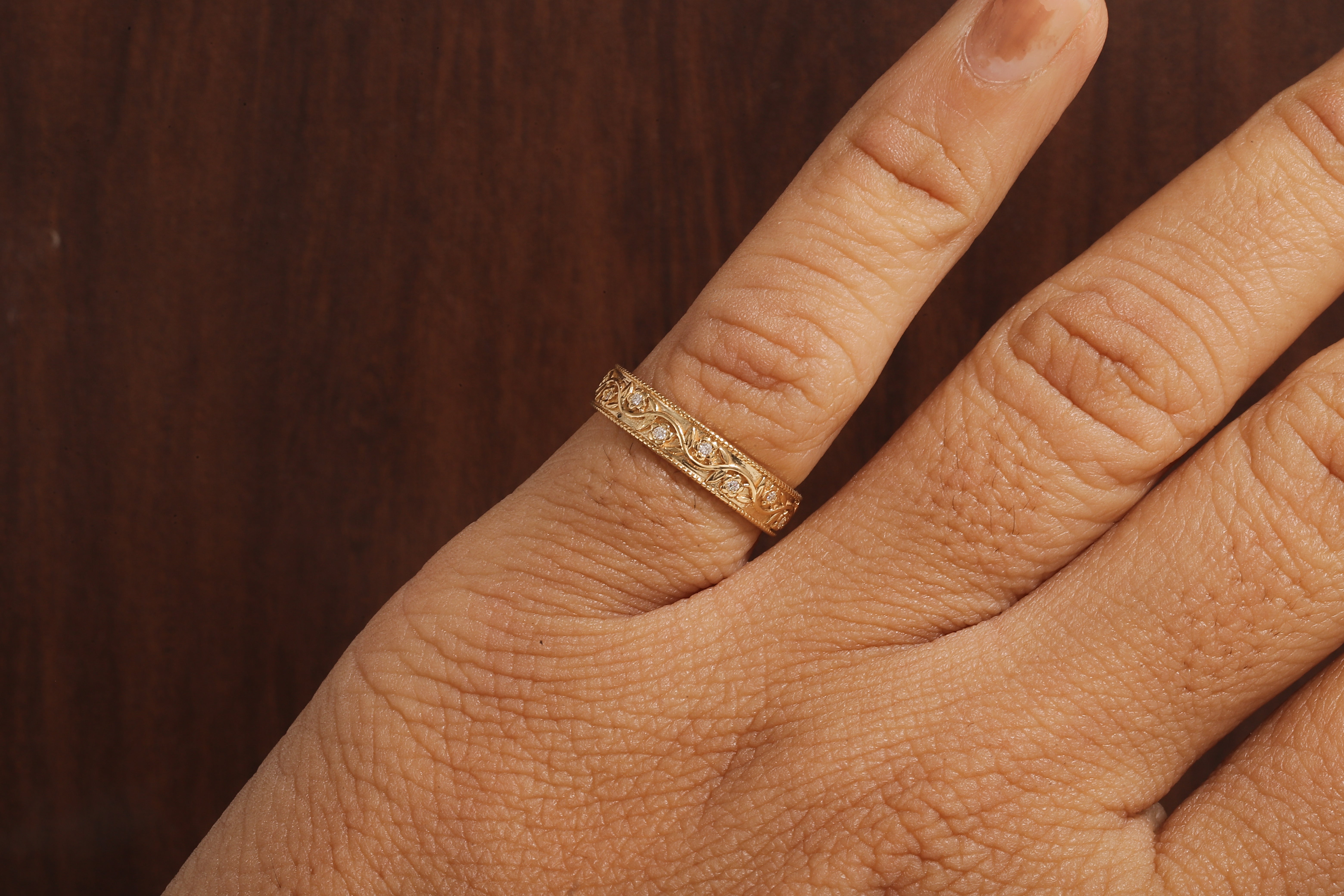 Vintage Floral Moissanite Wedding Band, 4MM Milgrain Gold Ring
