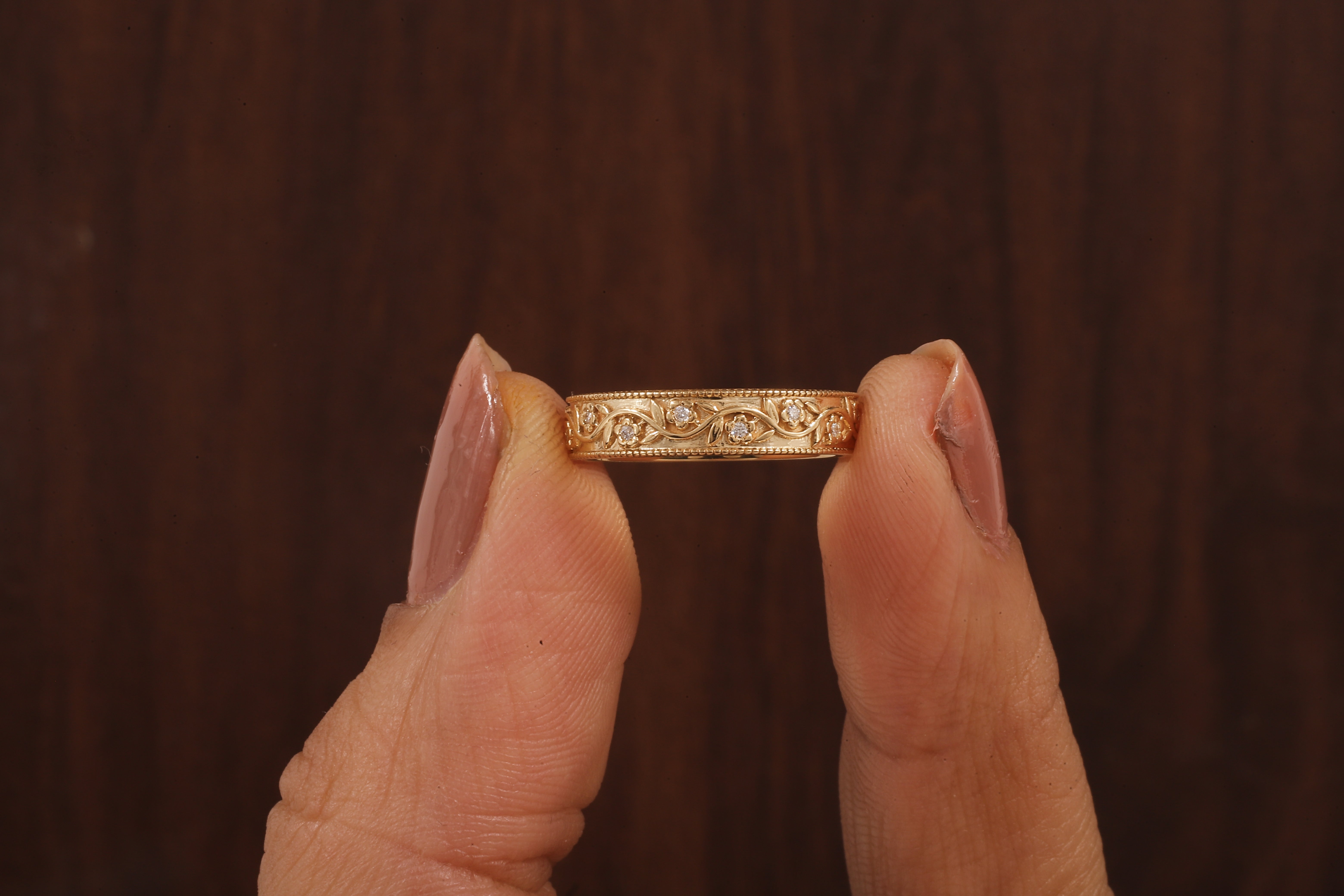 Vintage Floral Moissanite Wedding Band, 4MM Milgrain Gold Ring