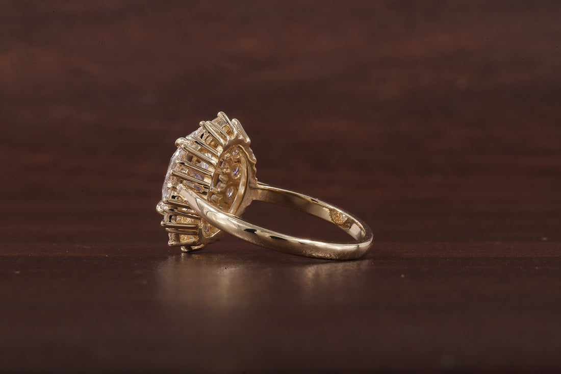 Oval Flower Shape Diamond Ring ,F/VS1 Oval Lab Created Diamond Halo Ring