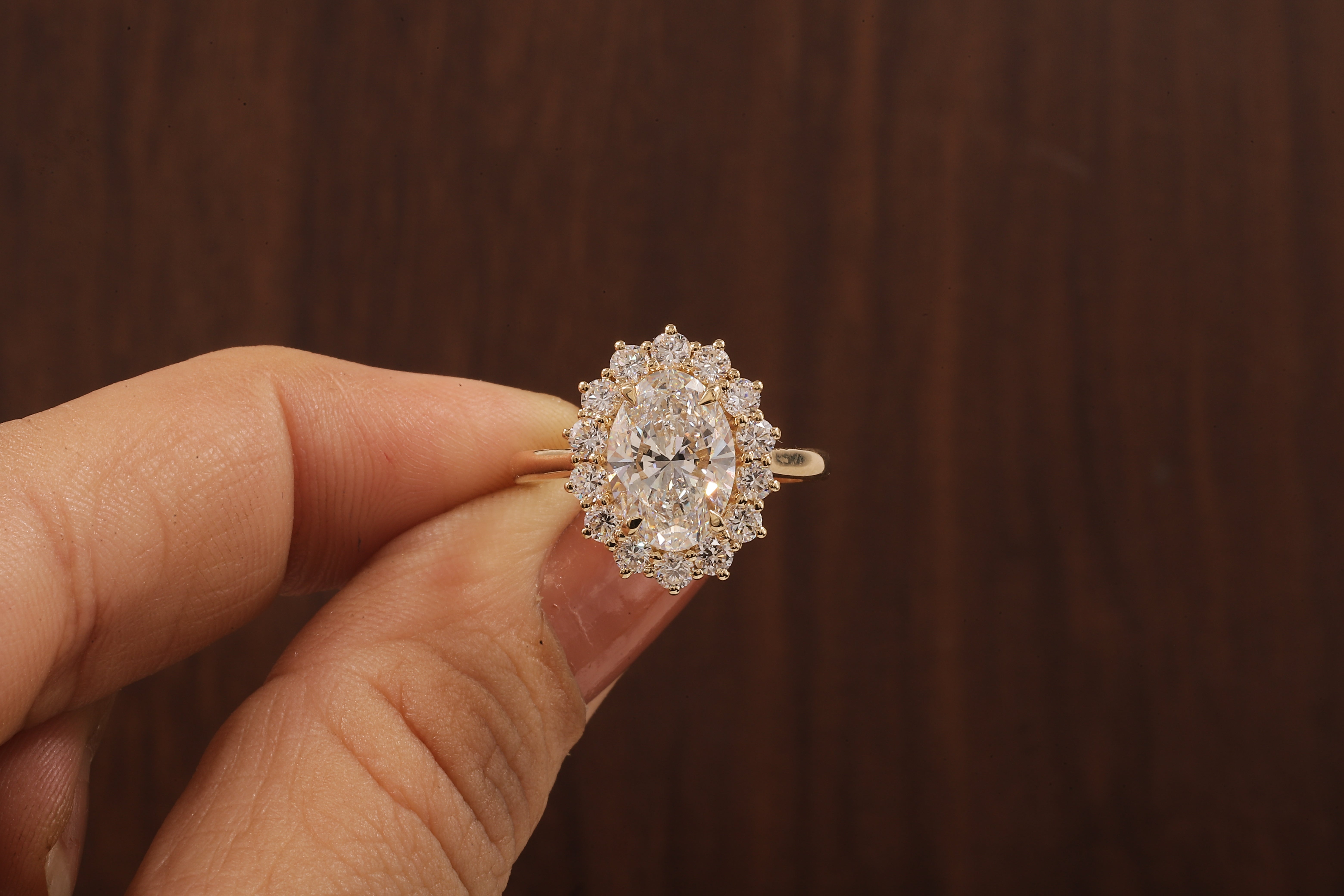 Oval Flower Shape Diamond Ring ,F/VS1 Oval Lab Created Diamond Halo Ring