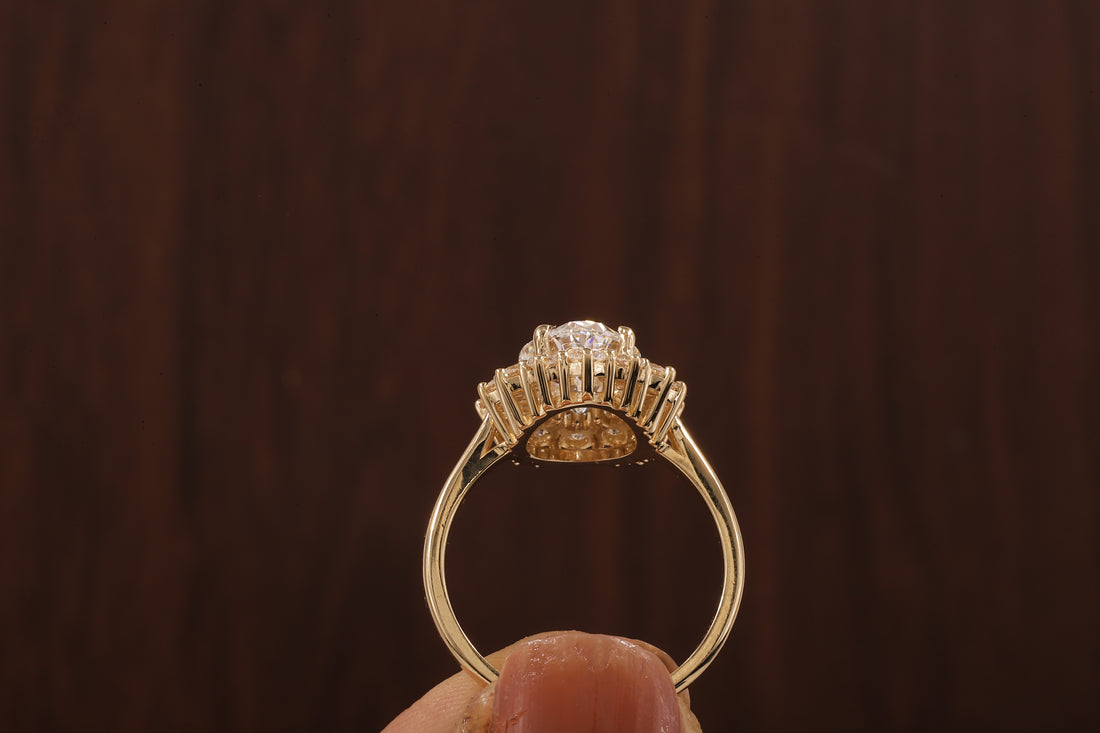 Oval Flower Shape Diamond Ring ,F/VS1 Oval Lab Created Diamond Halo Ring