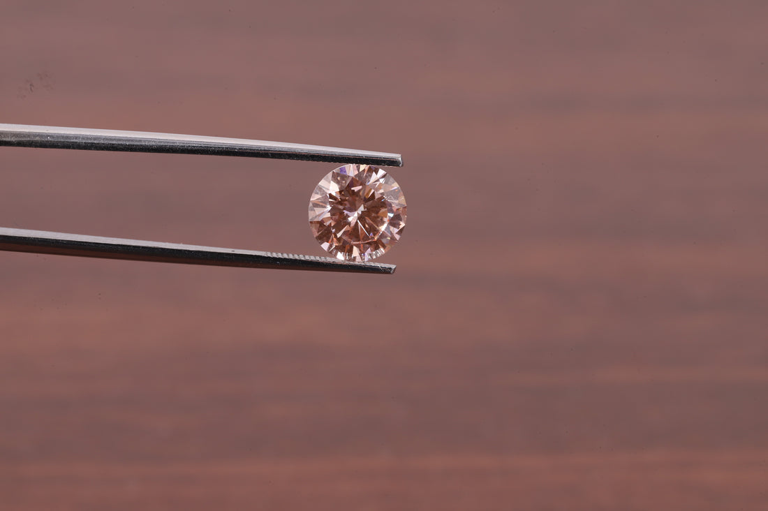 Pink Diamond 1.0ct Fancy Vivid Pink Lab-Created Diamond - Round Cut Stone for Bridal Sets
